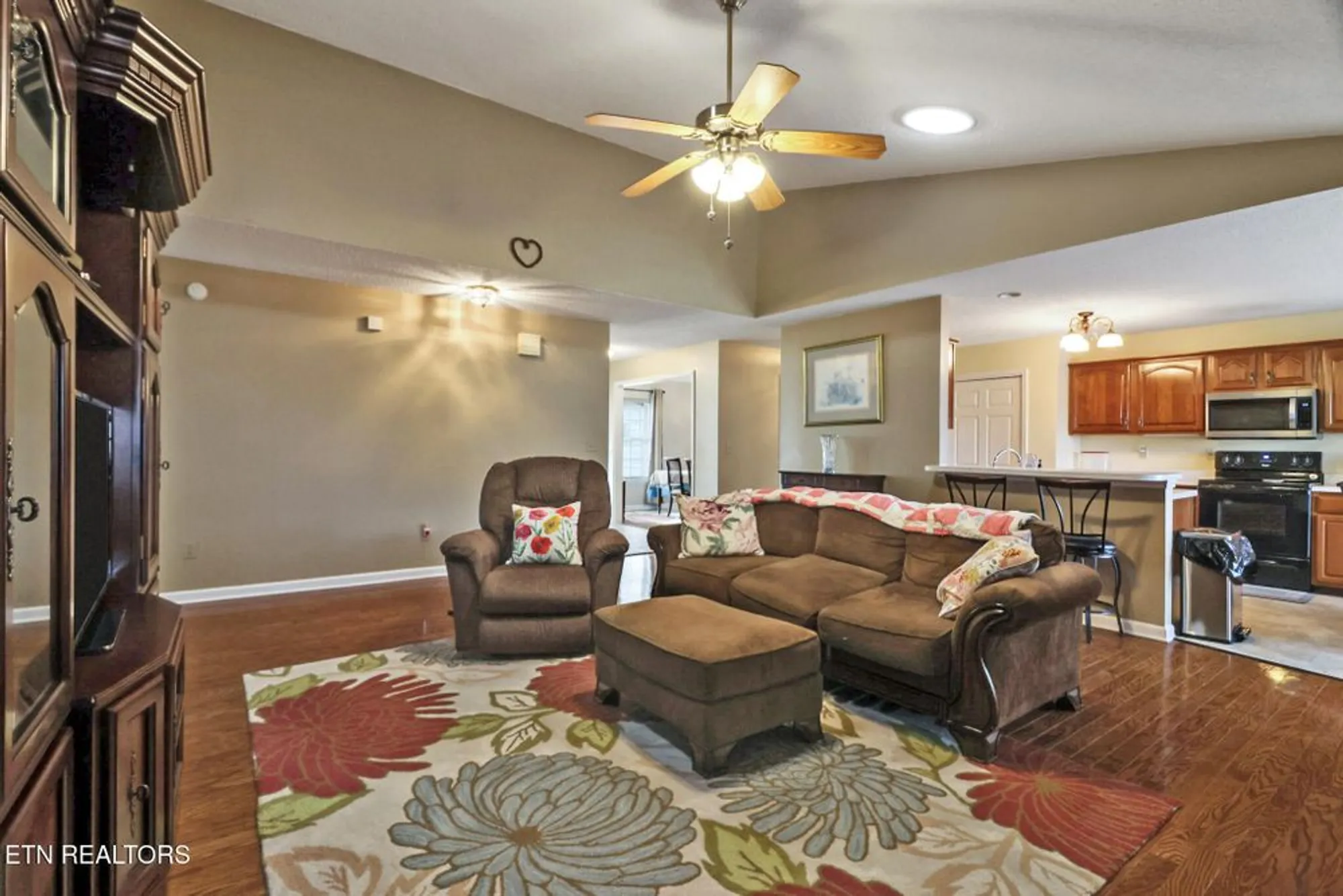 Property Slideshow image 7 of 40 | 116 huntington dr, Crossville, TN, 38558