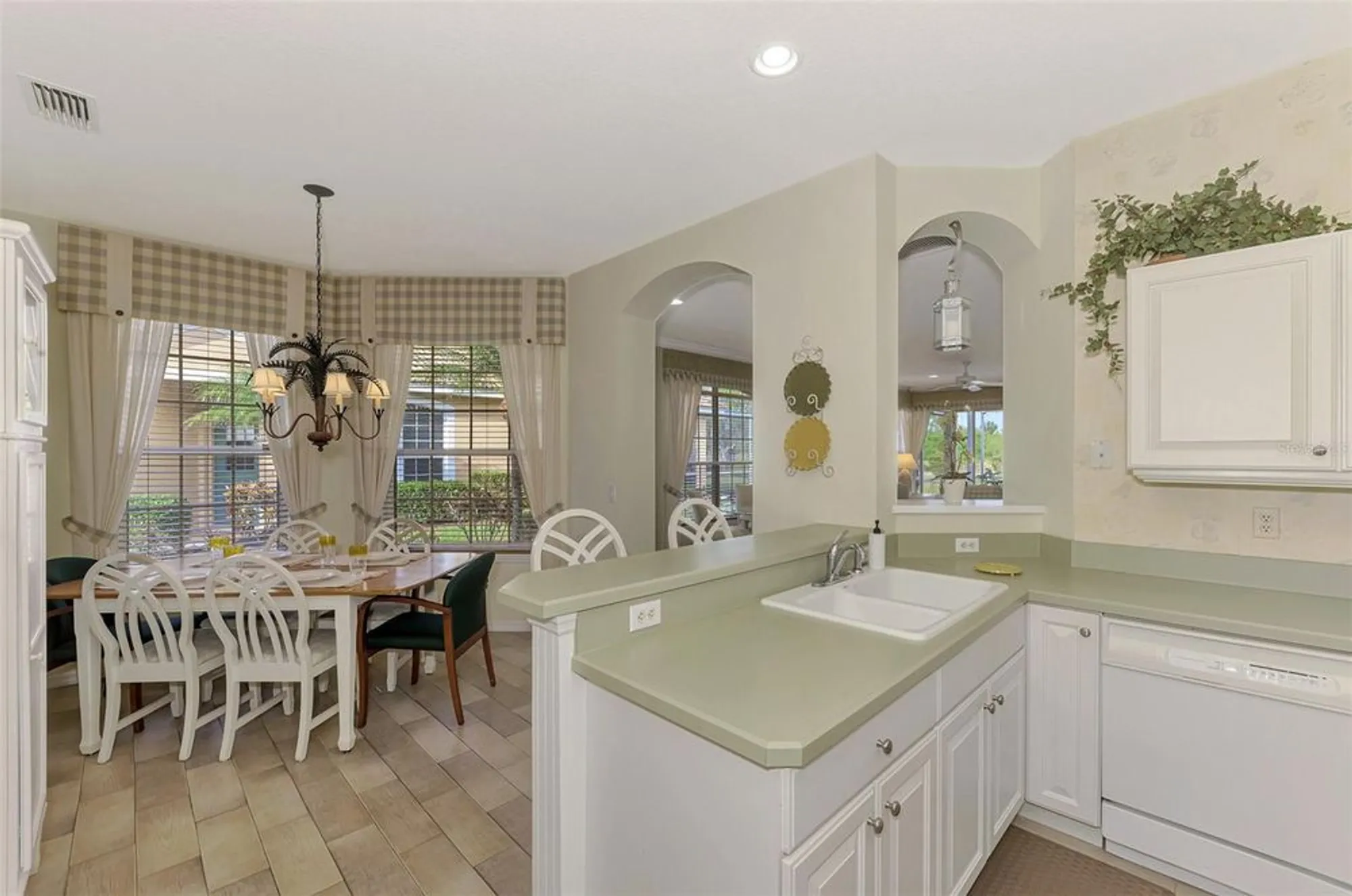 Property Slideshow image 26 of 51 | 4259 whispering oaks dr, North Port, FL, 34287
