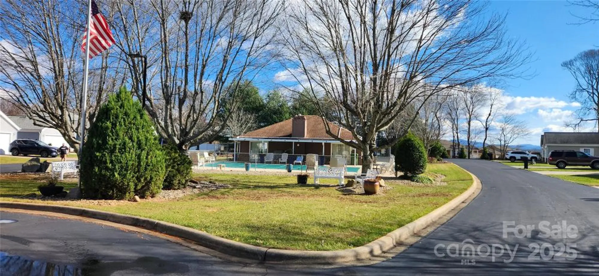 Property Slideshow image 35 of 40 | 11c heather way, Candler, NC, 28715