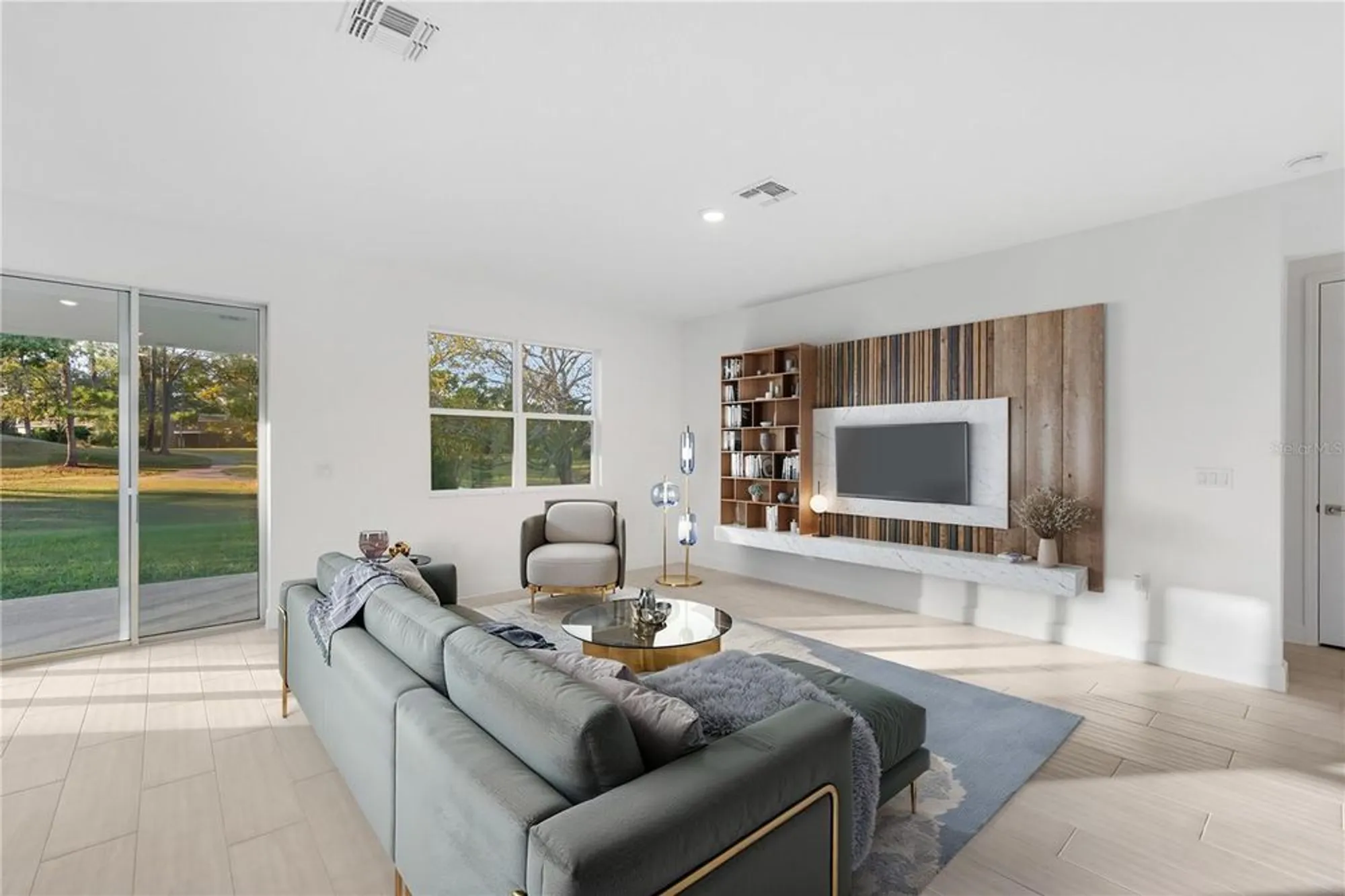 Property Slideshow image 18 of 32 | 9211 players dr, Weeki Wachee, FL, 34613