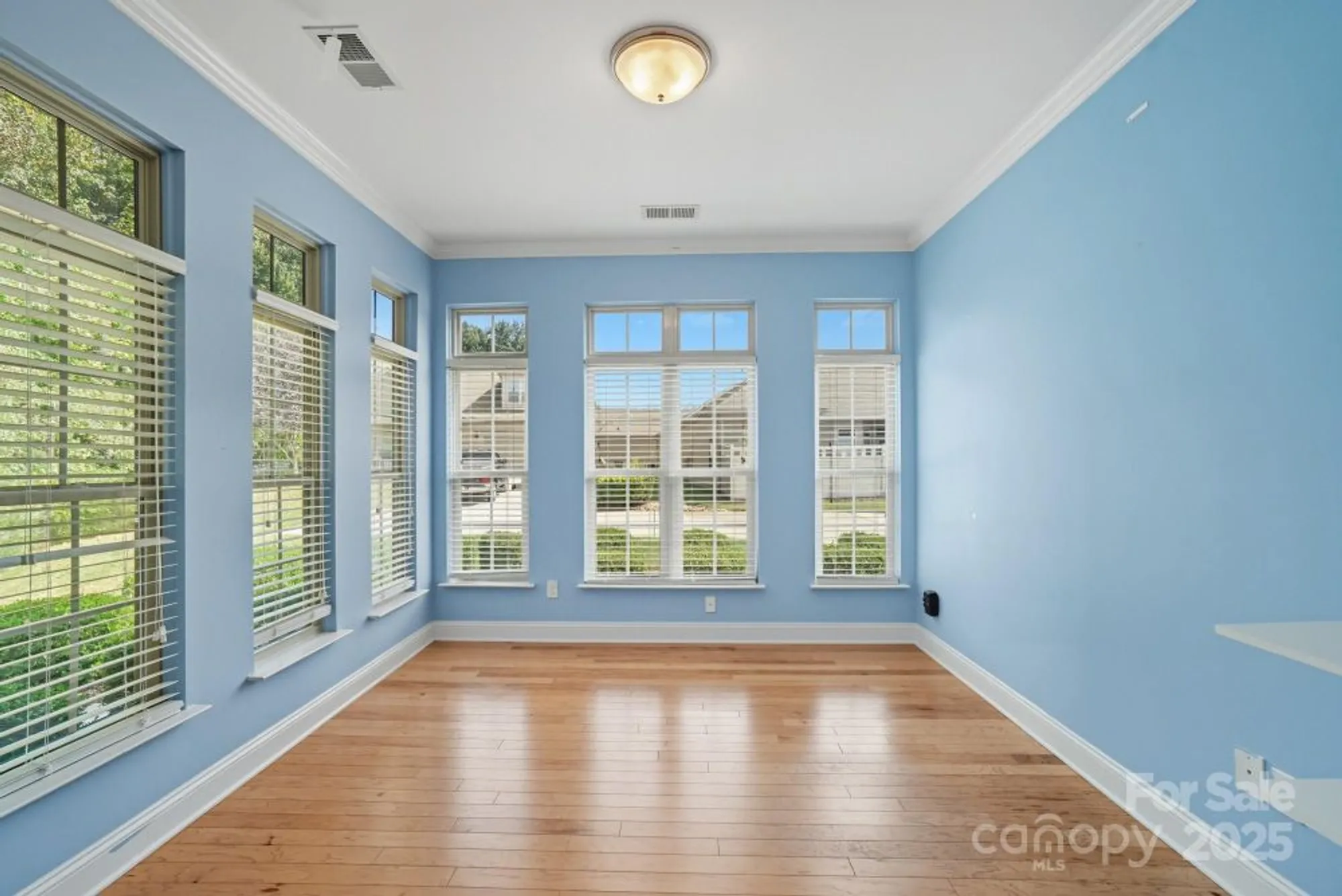 Property Slideshow image 17 of 42 | 2232 coltsview ln, Matthews, NC, 28105