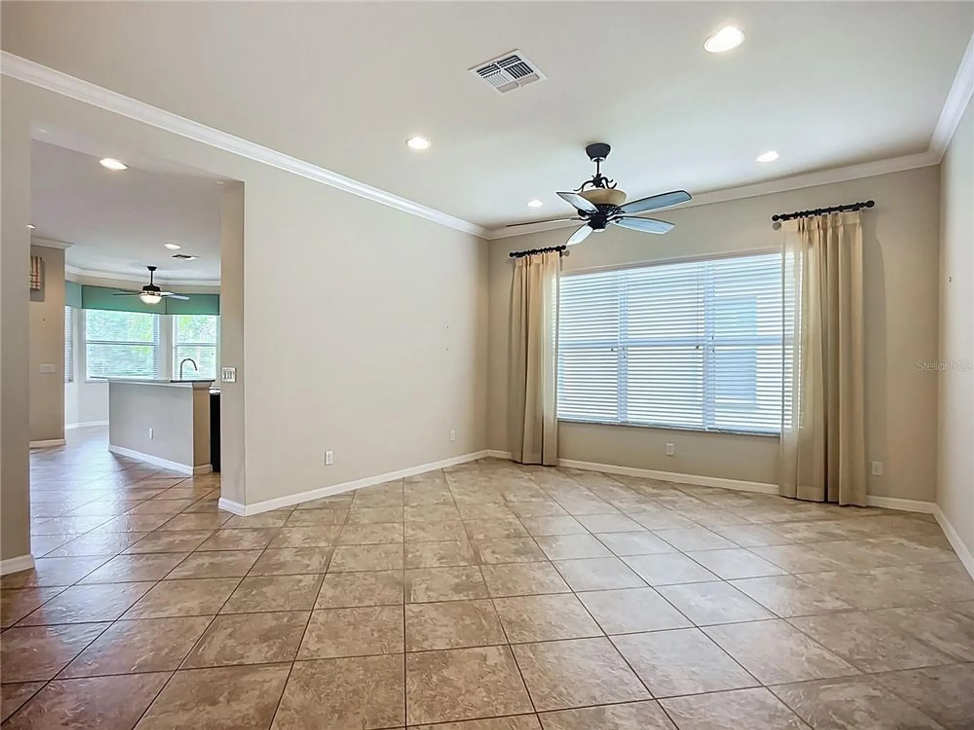 Property Slideshow image 15 of 80 | 16113 cape coral dr, Wimauma, FL, 33598