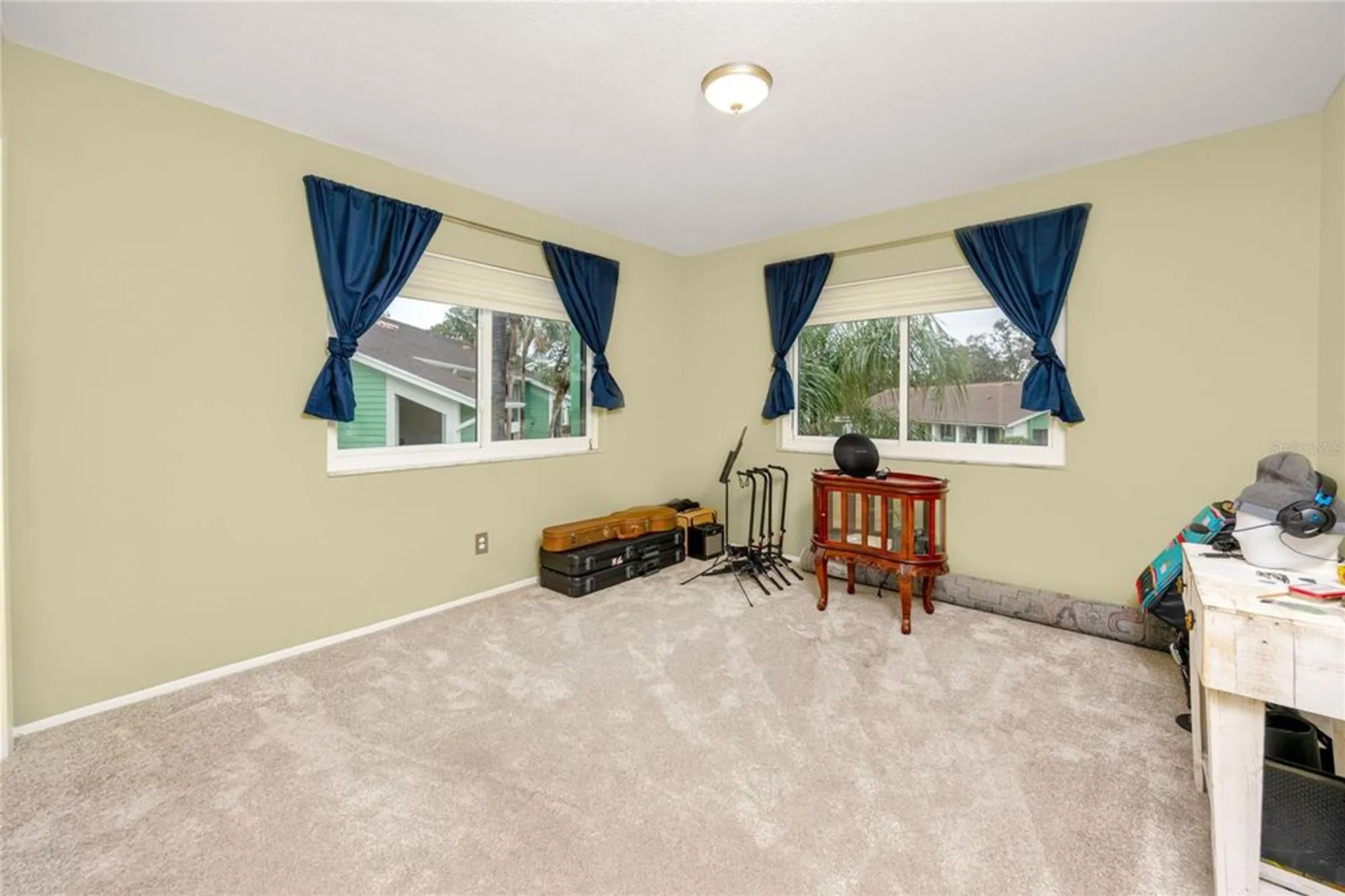 Property Slideshow image 28 of 47 | 2561 royal pines cir # 14h, Clearwater, FL, 33763