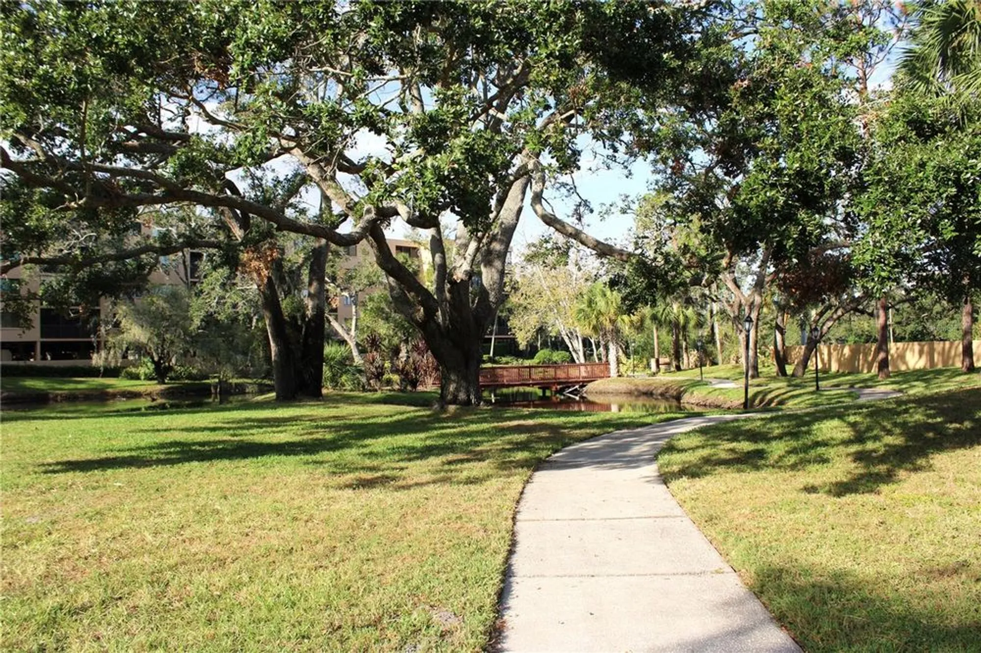 Property Slideshow image 50 of 65 | 3076 eastland blvd 106, Clearwater, FL, 33761