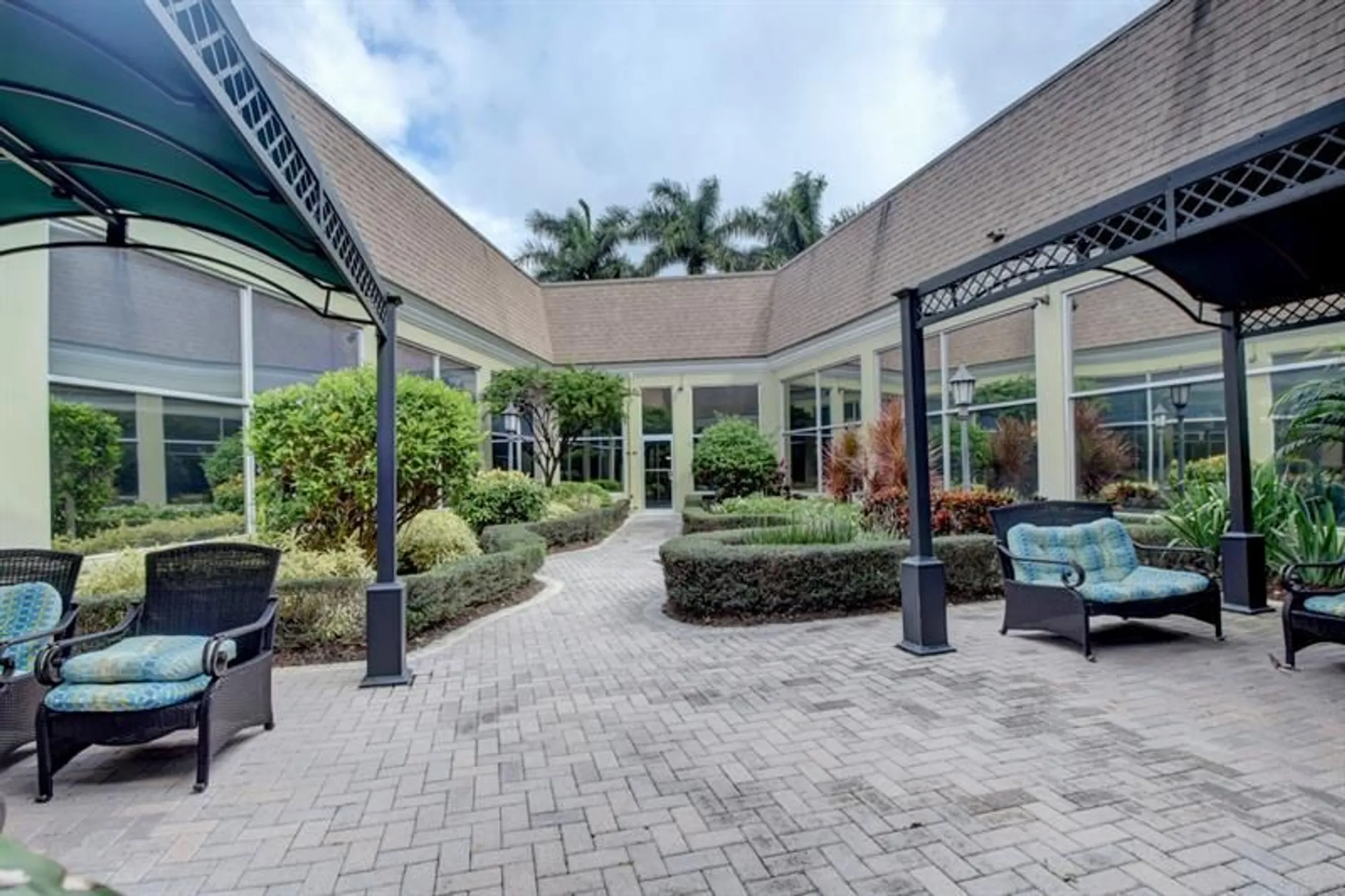 Property Slideshow image 38 of 67 | 204 burgundy e unit e, Delray Beach, FL, 33484