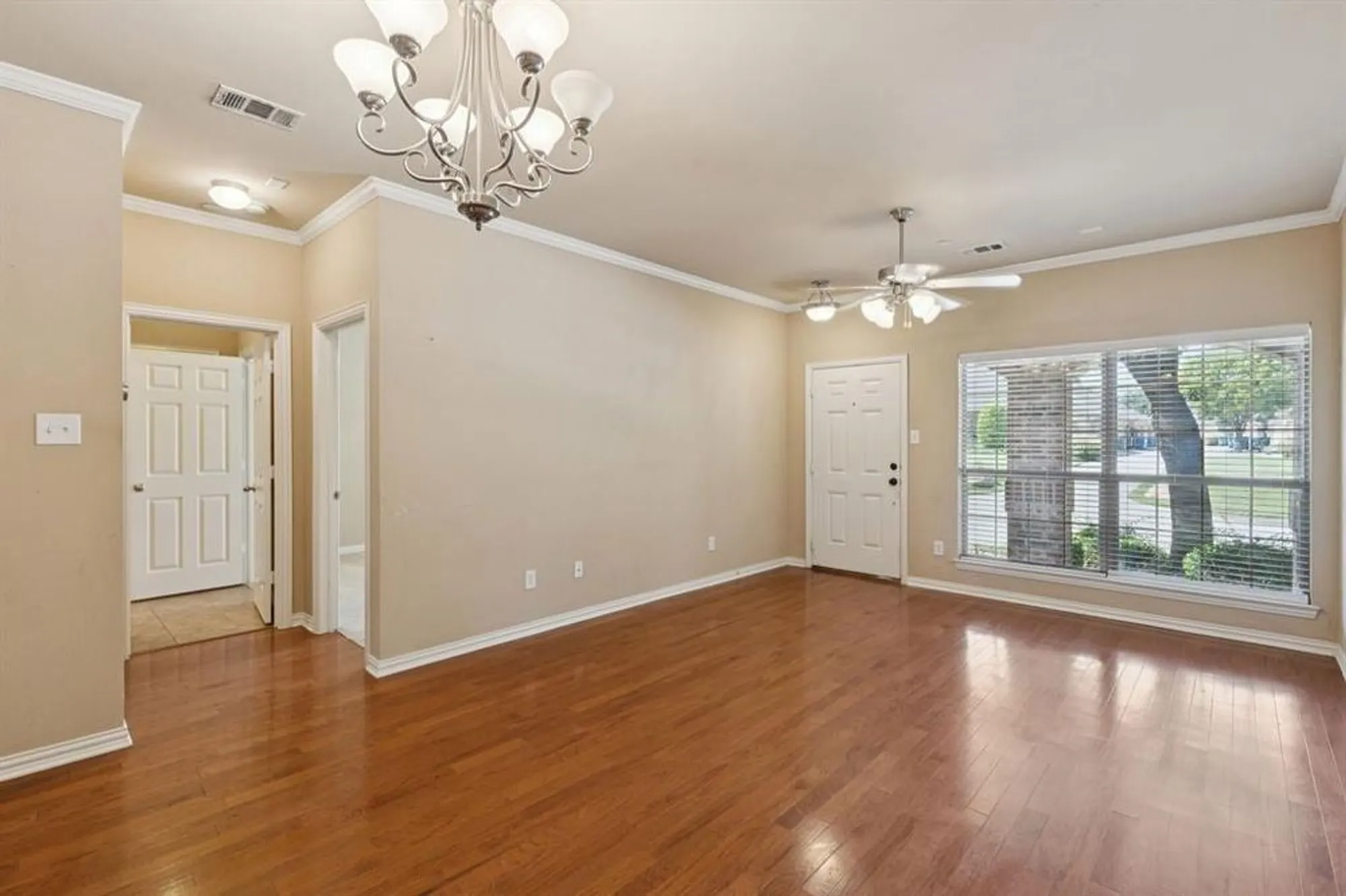 Property Slideshow image 5 of 31 | 5786 antique rose trl, Fairview, TX, 75069