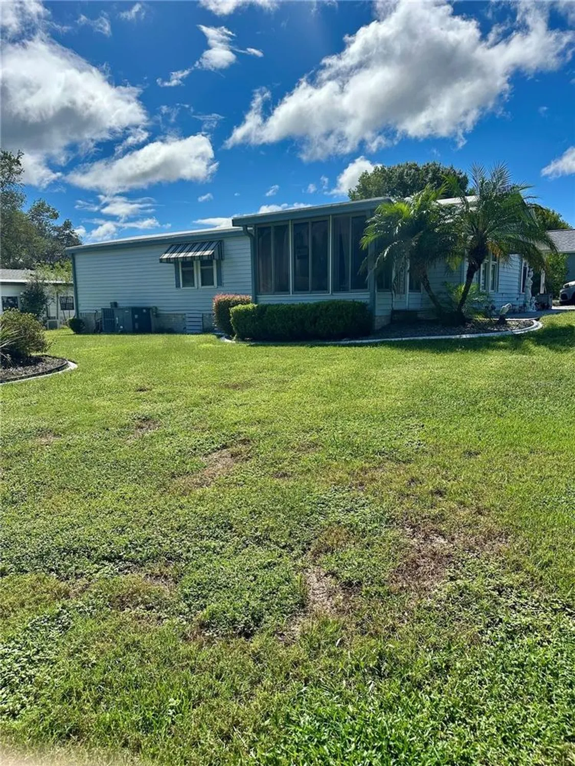 Property Slideshow image 3 of 37 | 1701 palm aire dr, The Villages, FL, 32159