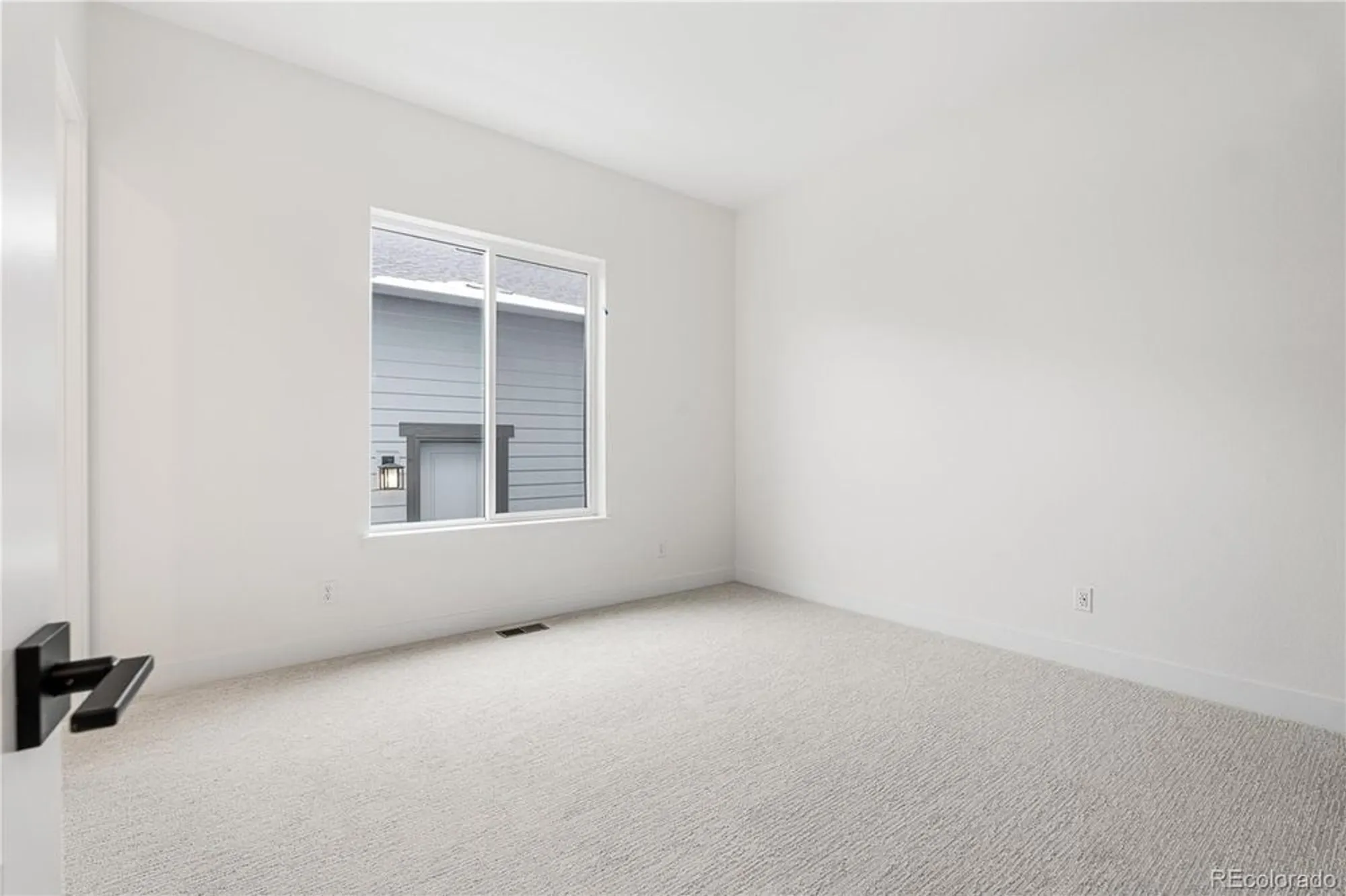 Property Slideshow image 14 of 35 | 11462 autumn moon st, Littleton, CO, 80125