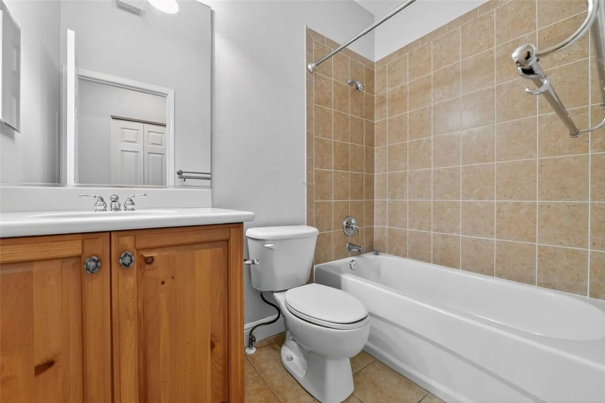 Property Slideshow image 16 of 56 | 5617 seagrass pl, Apollo Beach, FL, 33572