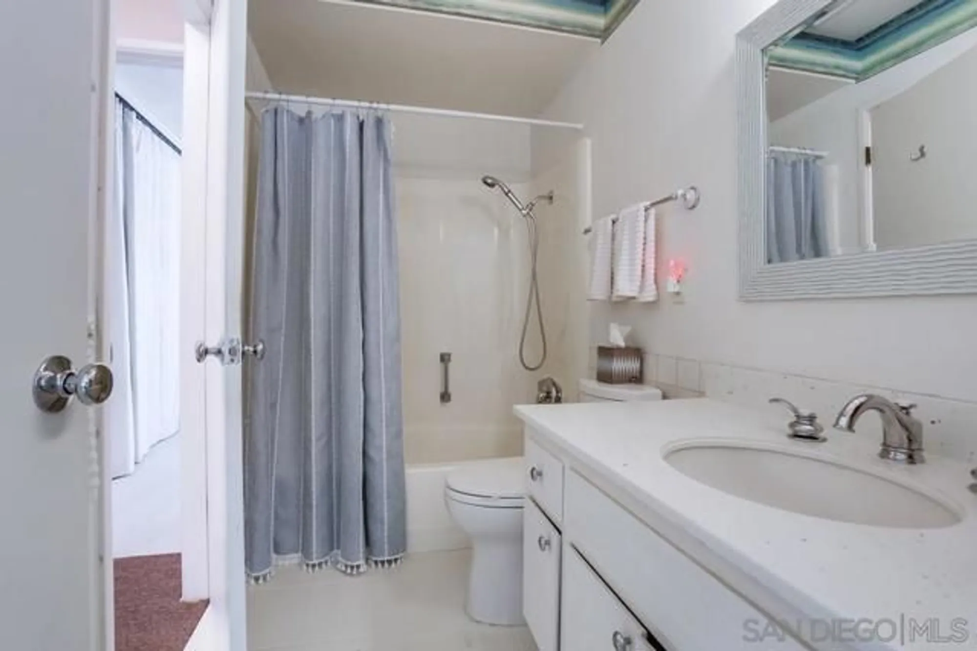 Property Slideshow image 25 of 46 | 16555 caminito vecinos 39, San Diego, CA, 92128