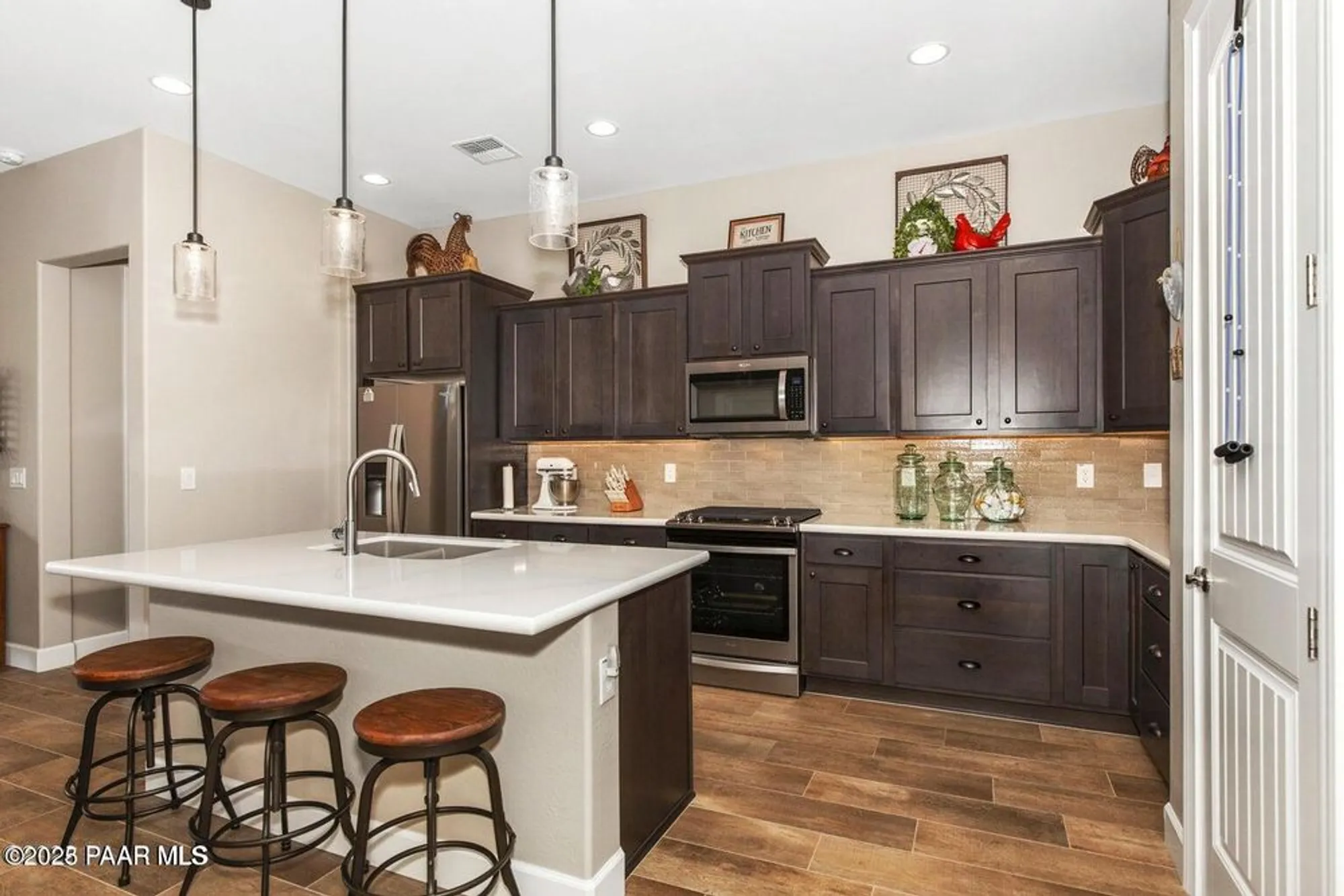 Property Slideshow image 12 of 65 | 1300 n low valley ln, Prescott Valley, AZ, 86314