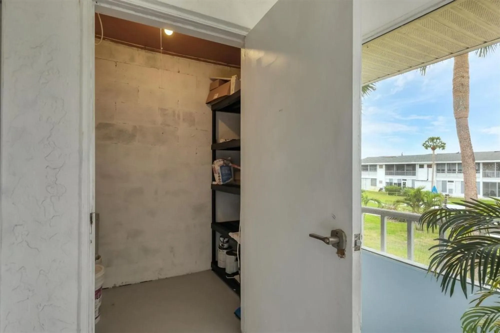 Property Slideshow image 18 of 29 | 102 46th avenue ter w apt 402, Bradenton, FL, 34207