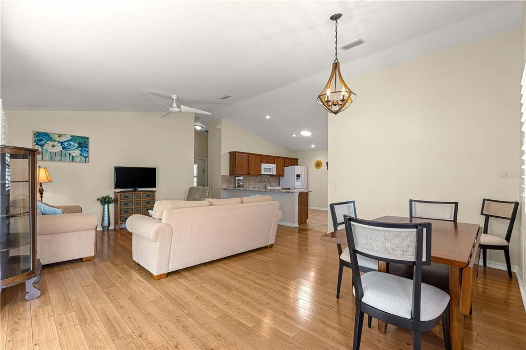 Property Slideshow image 16 of 34 | 362 arbella loop, The Villages, FL, 32162