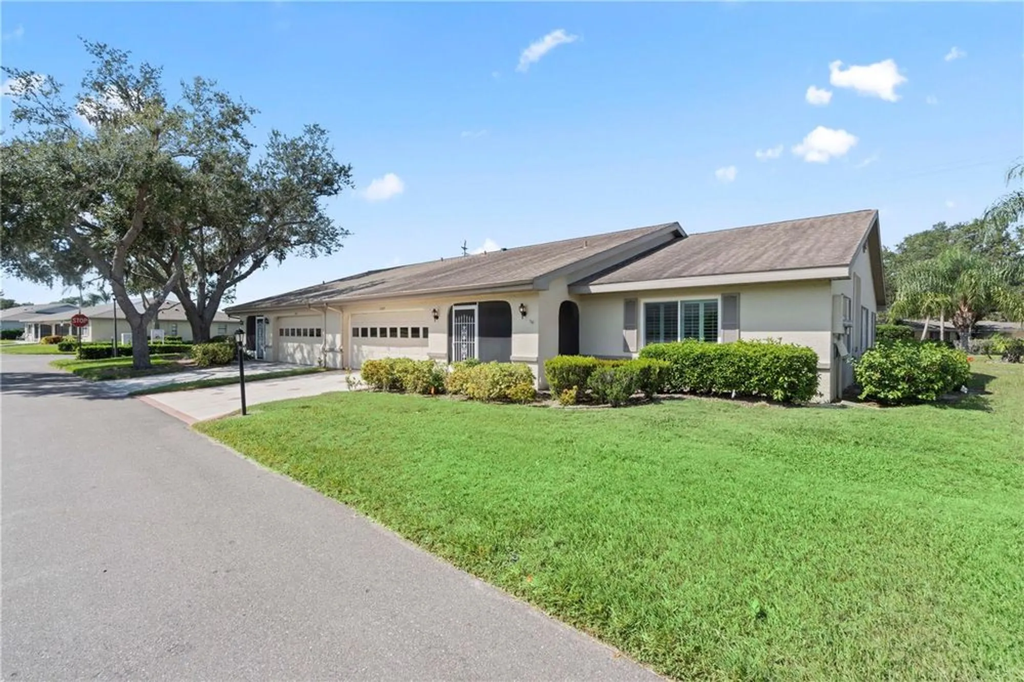 Property Slideshow image 50 of 55 | 2329 lancaster dr, Sun City Center, FL, 33573