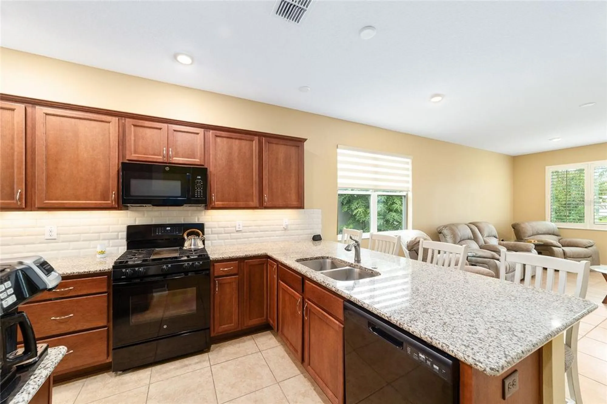 Property Slideshow image 16 of 34 | 8661 sw 76th ln, Ocala, FL, 34481