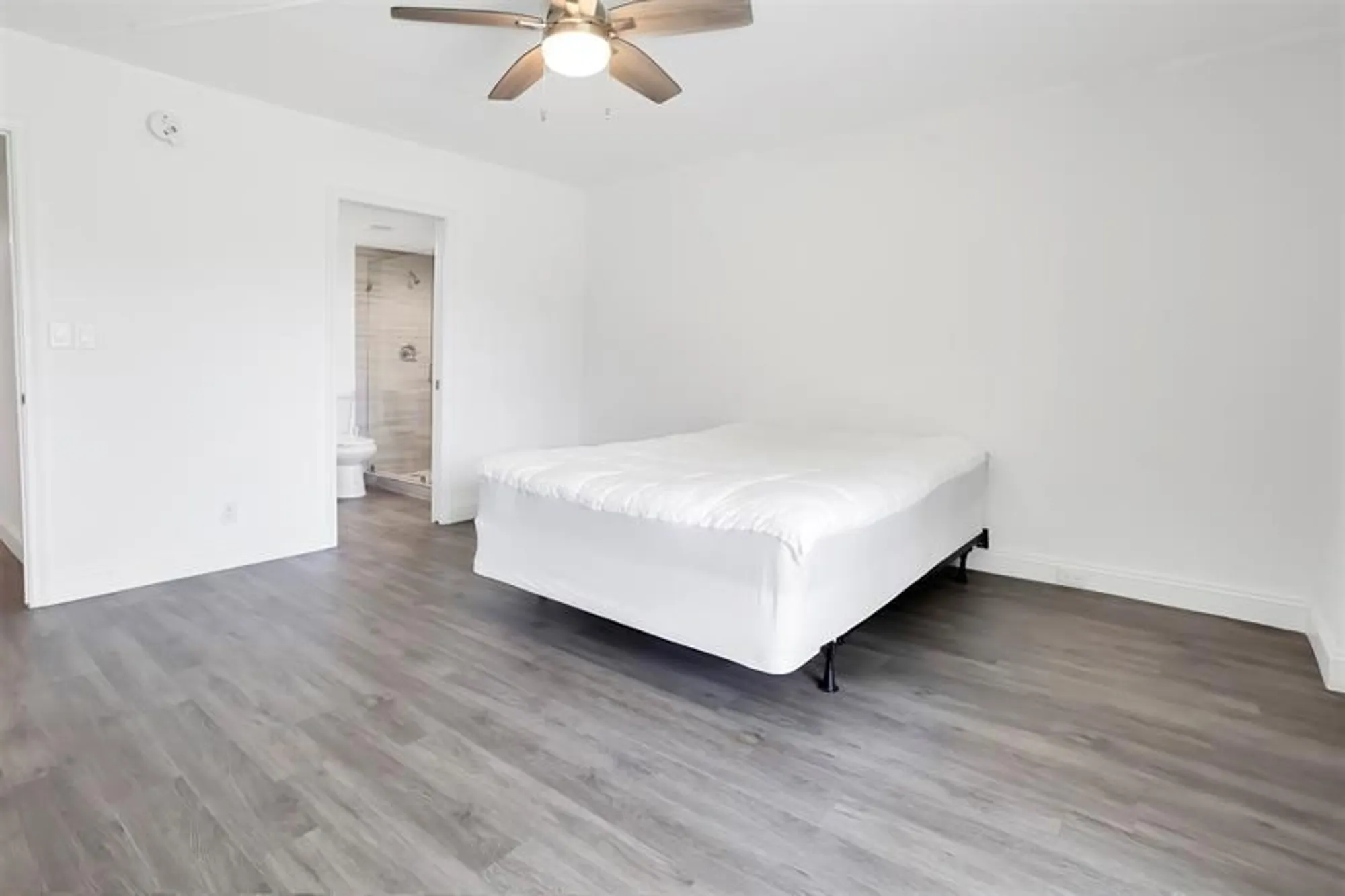 Property Slideshow image 34 of 46 | 2805 victoria way f 2, Coconut Creek, FL, 33066