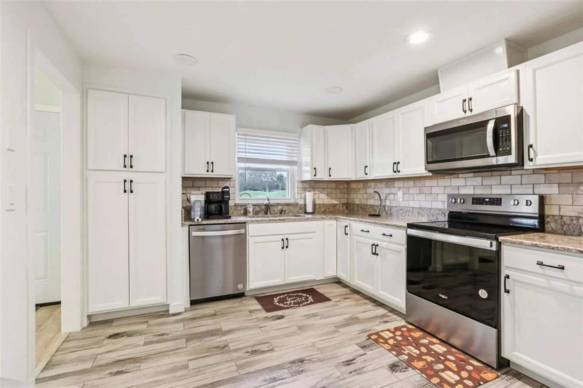 Property Slideshow image 15 of 56 | 2603 lancaster dr, Sun City Center, FL, 33573