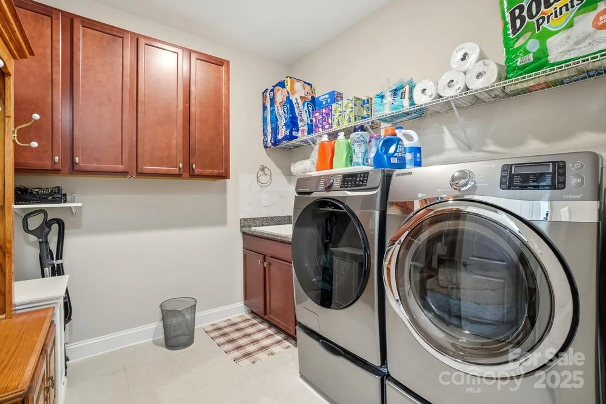 Property Slideshow image 30 of 45 | 6325 good news dr, Charlotte, NC, 28215