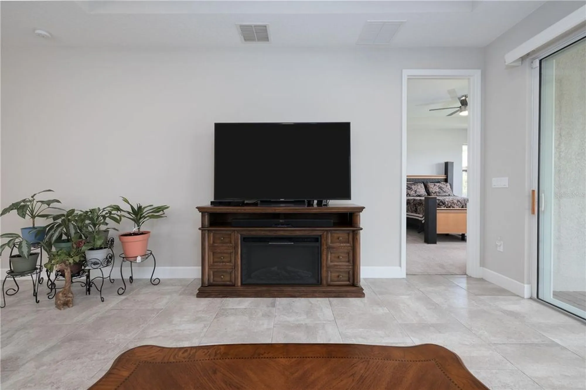 Property Slideshow image 9 of 32 | 1547 lambrook dr, Deland, FL, 32724