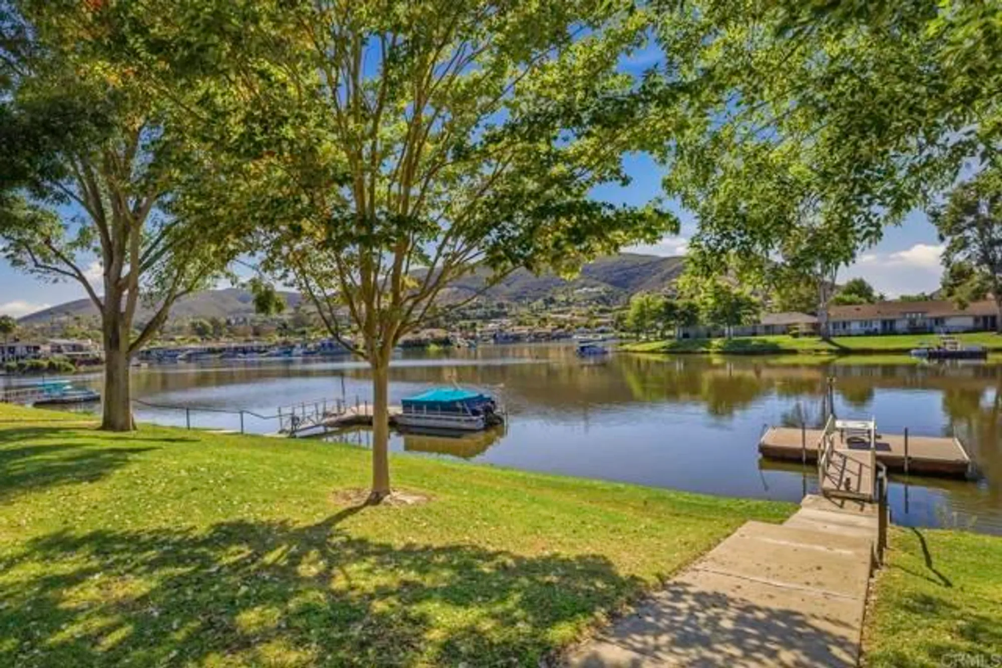 Property Slideshow image 4 of 44 | 1541 via entrada del lago, San Marcos, CA, 92078
