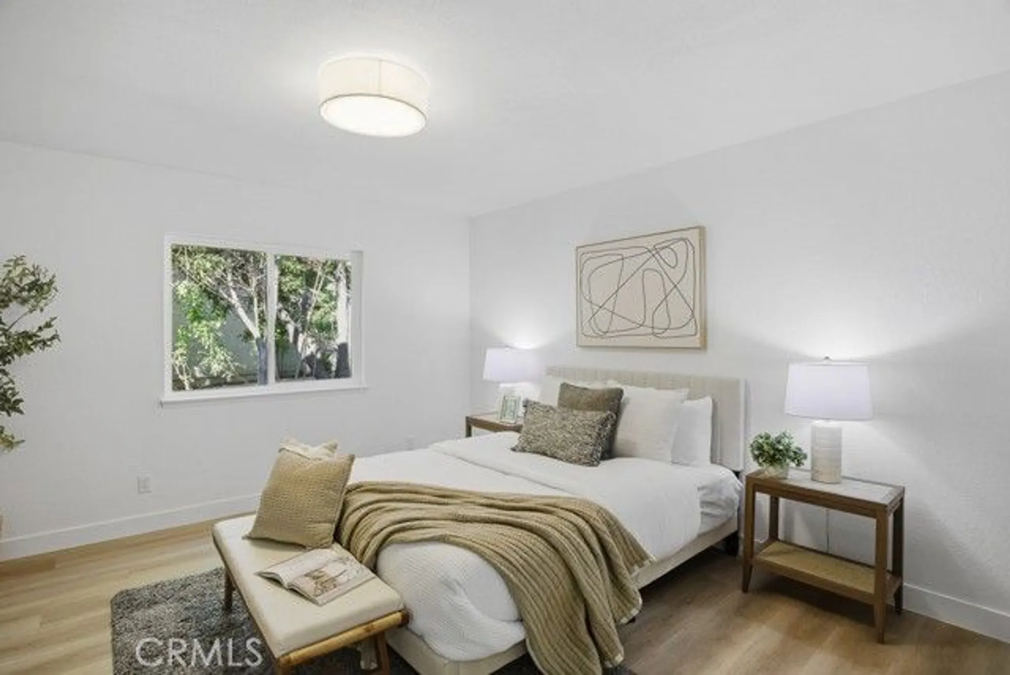 Property Slideshow image 28 of 52 | 1069 belleza st, Camarillo, CA, 93012