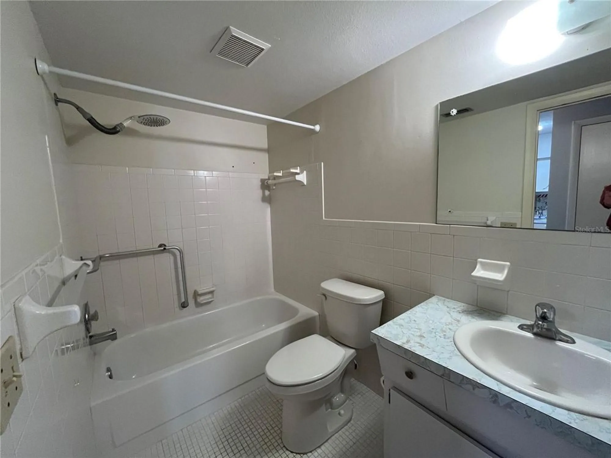 Property Slideshow image 9 of 36 | 2100 world parkway blvd apt 56, Clearwater, FL, 33763