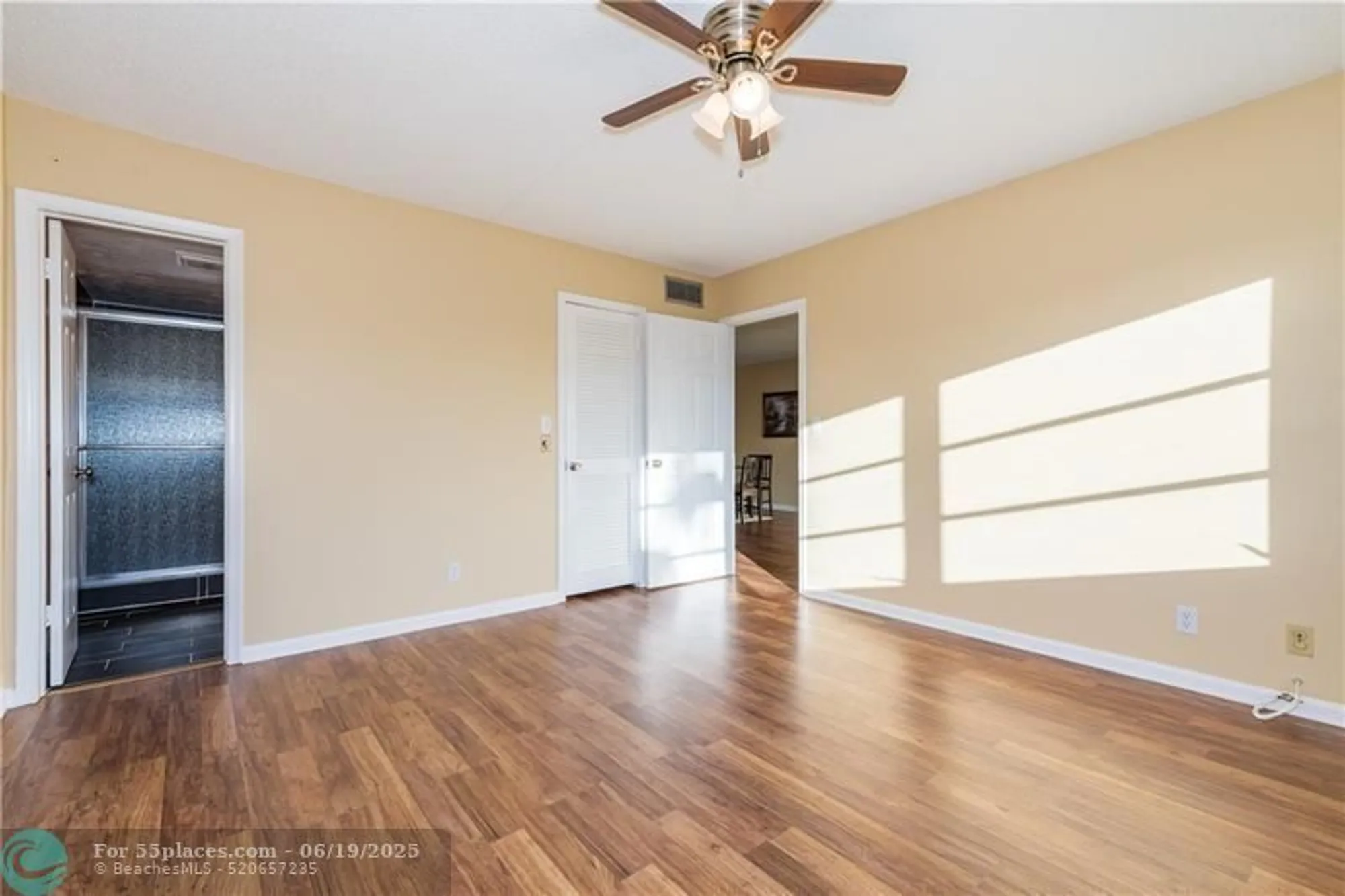Property Slideshow image 10 of 80 | 9800 n hollybrook lake dr apt 309, Pembroke Pines, FL, 33025