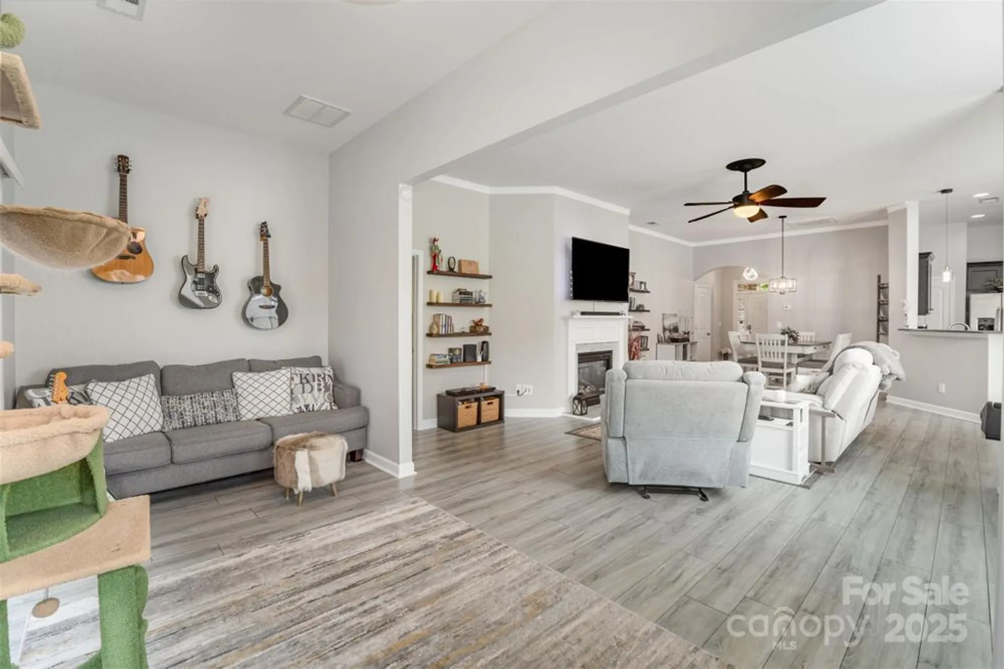 Property Slideshow image 11 of 36 | 8708 artesa mill ln, Charlotte, NC, 28214