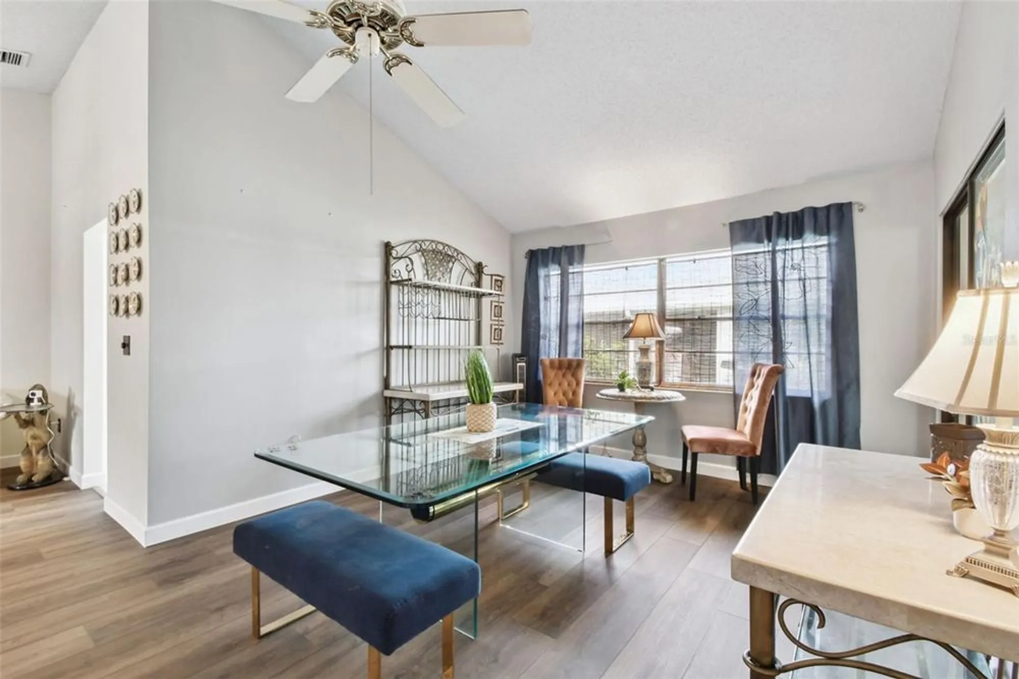 Property Slideshow image 12 of 82 | 1608 comfy ct, Sun City Center, FL, 33573