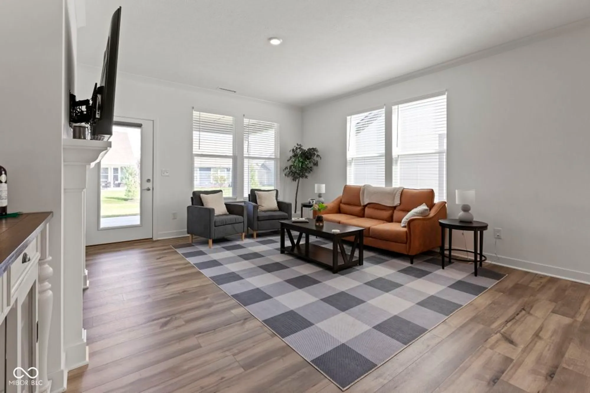 Property Slideshow image 13 of 40 | 335 ehrlich ln, Westfield, IN, 46074