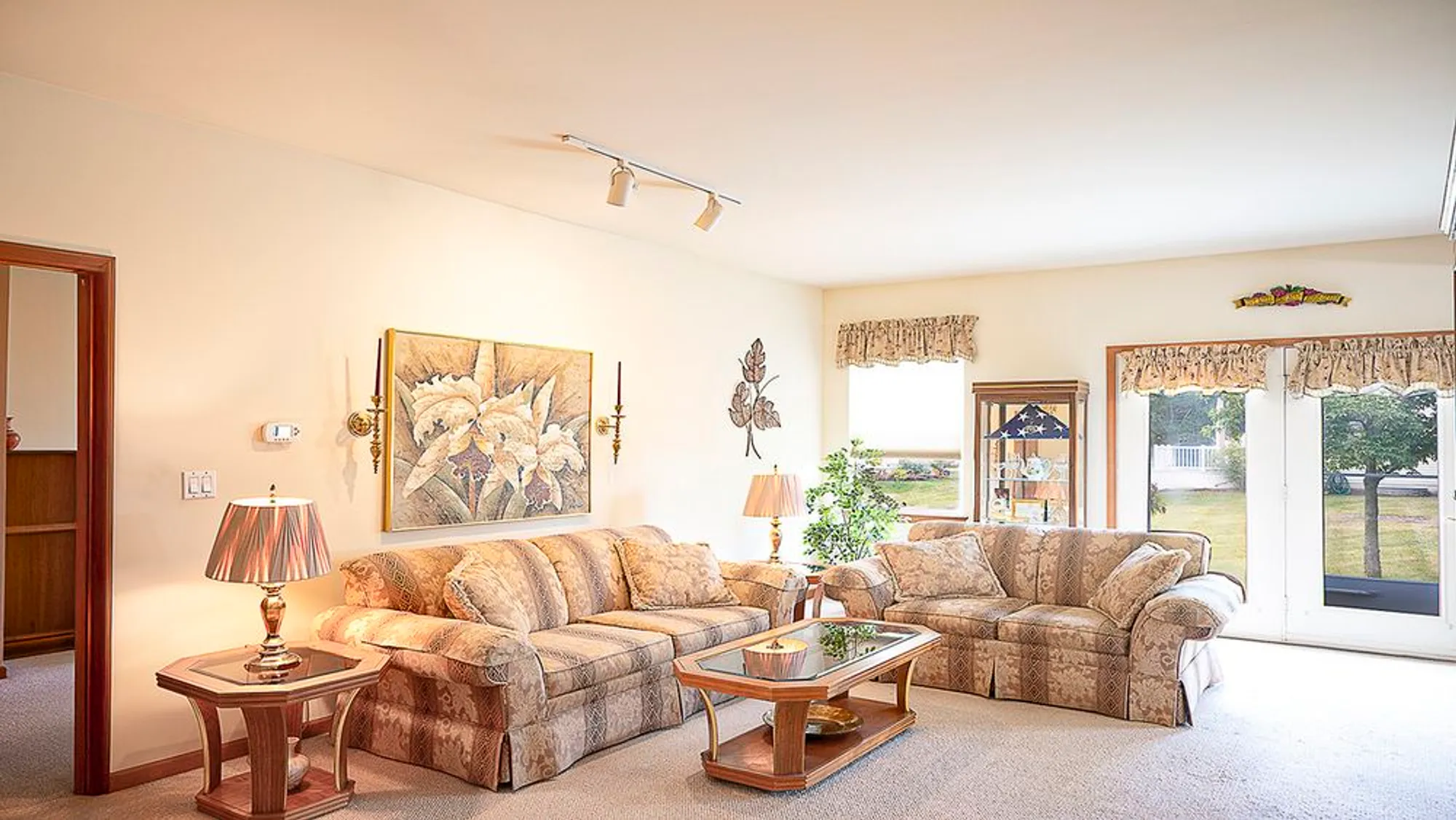 Property Slideshow image 9 of 24 | 21056 w aspen ln, Plainfield, IL, 60544