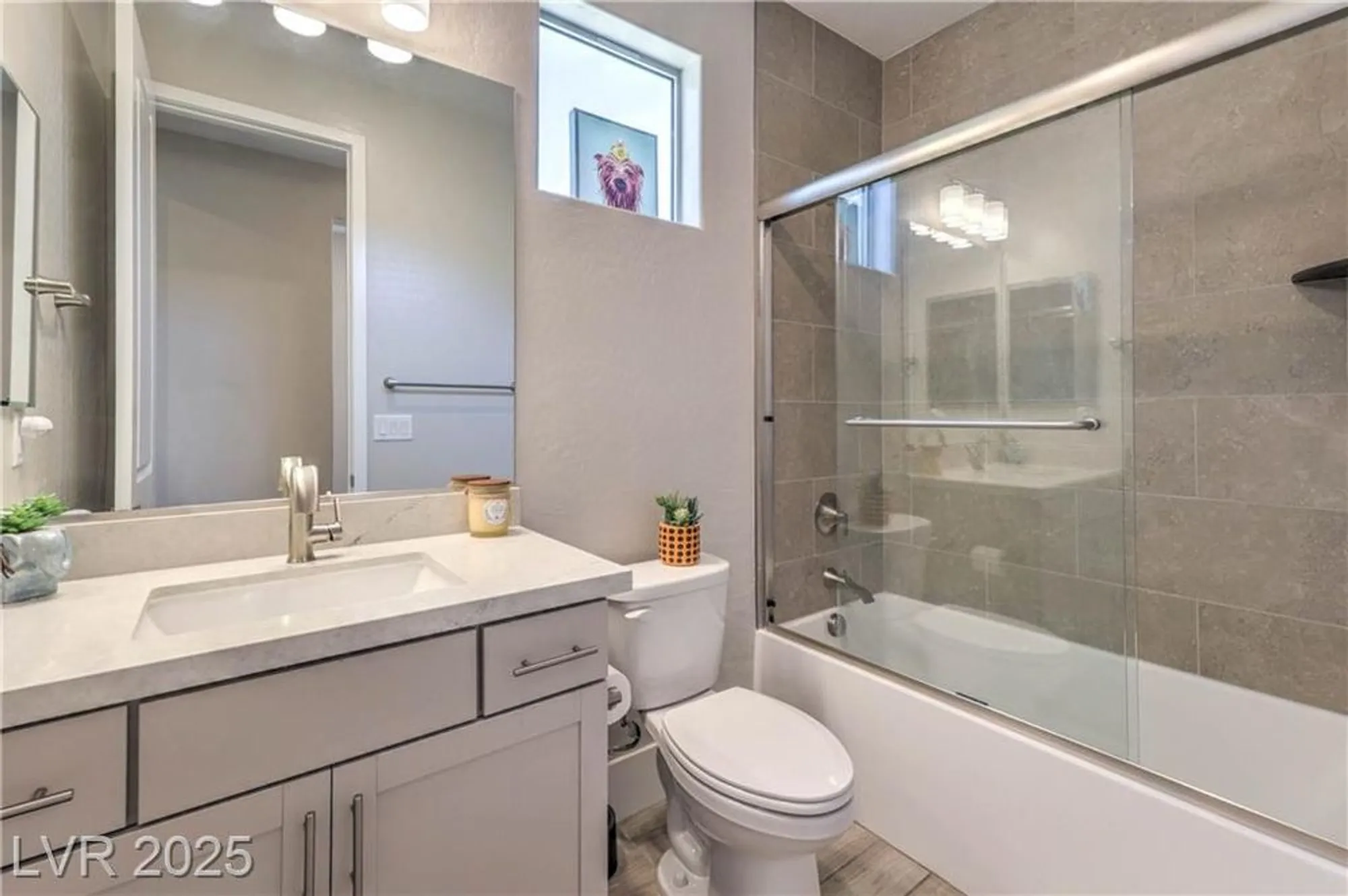 Property Slideshow image 31 of 52 | 9584 sard ln, Las Vegas, NV, 89143