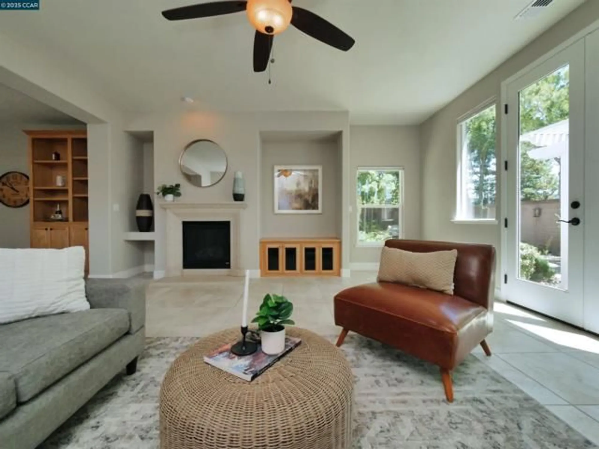 Property Slideshow image 30 of 60 | 335 suez canal ln, Sacramento, CA, 95834