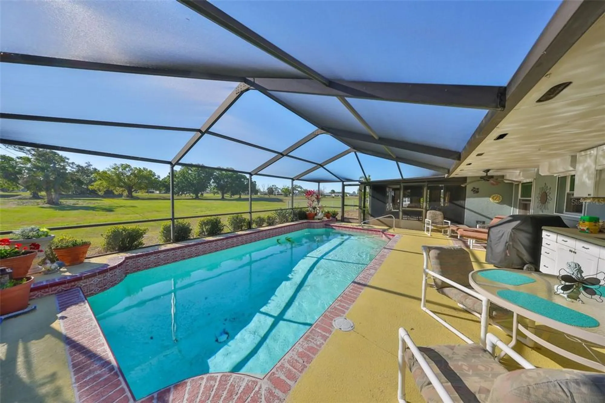 Property Slideshow image 45 of 53 | 672 allegheny dr, Sun City Center, FL, 33573