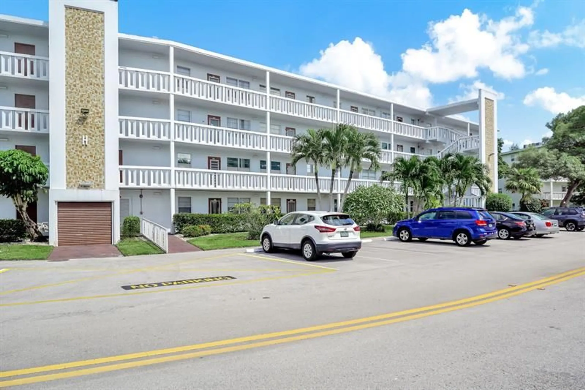 Property Slideshow image 40 of 47 | 2038 newport h # 2038, Deerfield Beach, FL, 33442