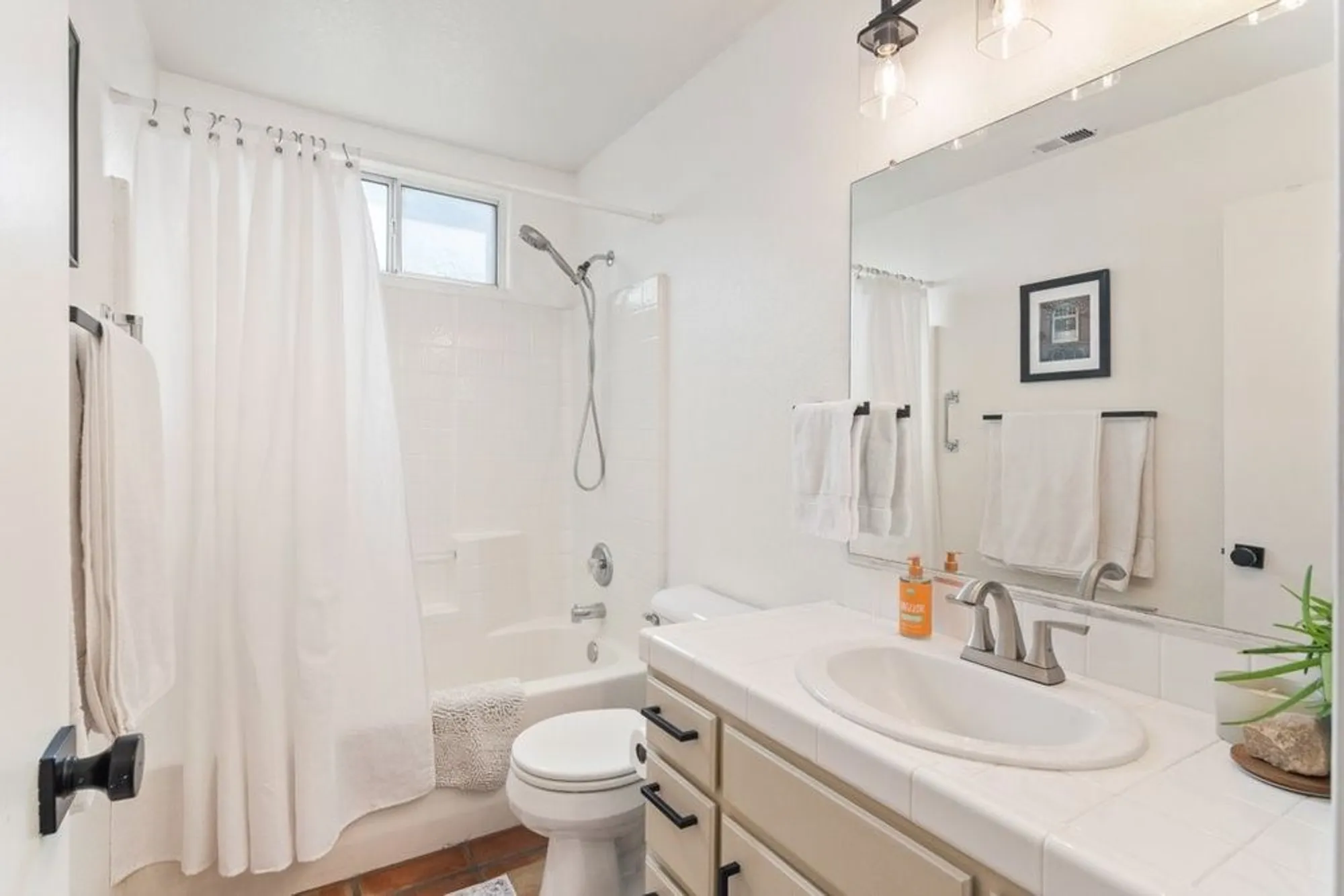 Property Slideshow image 16 of 56 | 23825 corte picante, Murrieta, CA, 92562