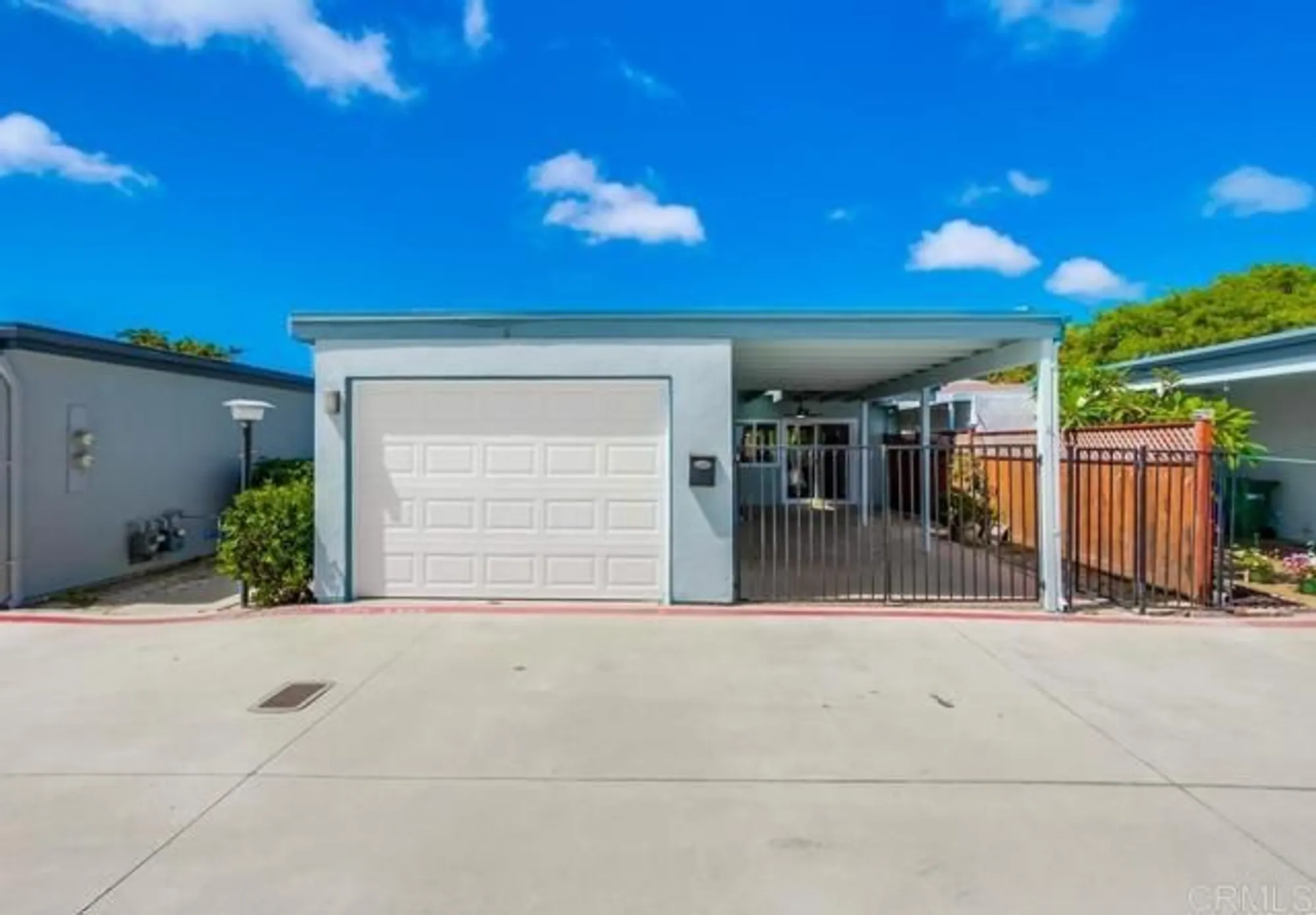 Property Slideshow image 8 of 39 | 3839 vista campana 6, Oceanside, CA, 92057