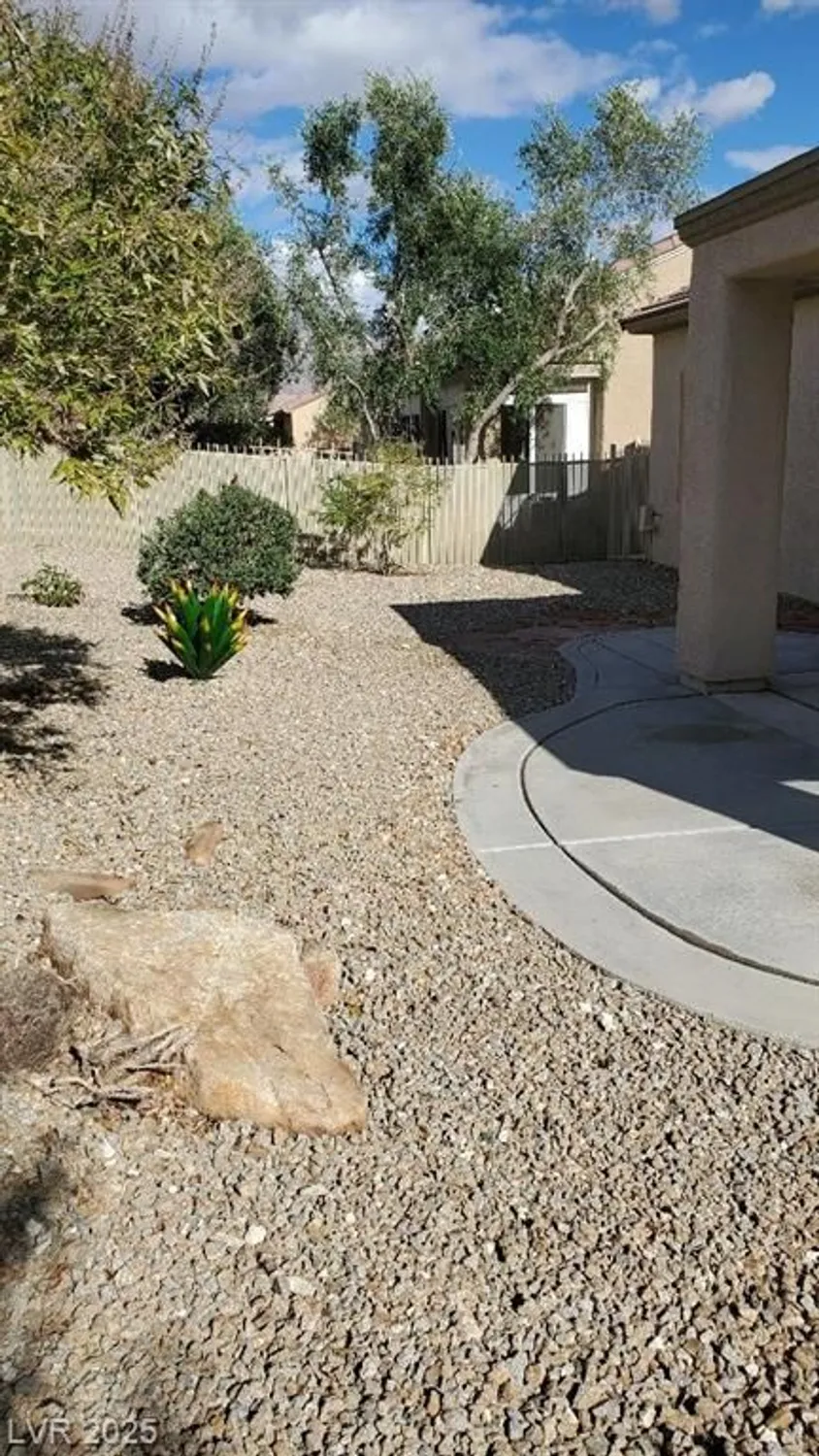 Property Slideshow image 23 of 32 | 7745 fruit dove st, North Las Vegas, NV, 89084