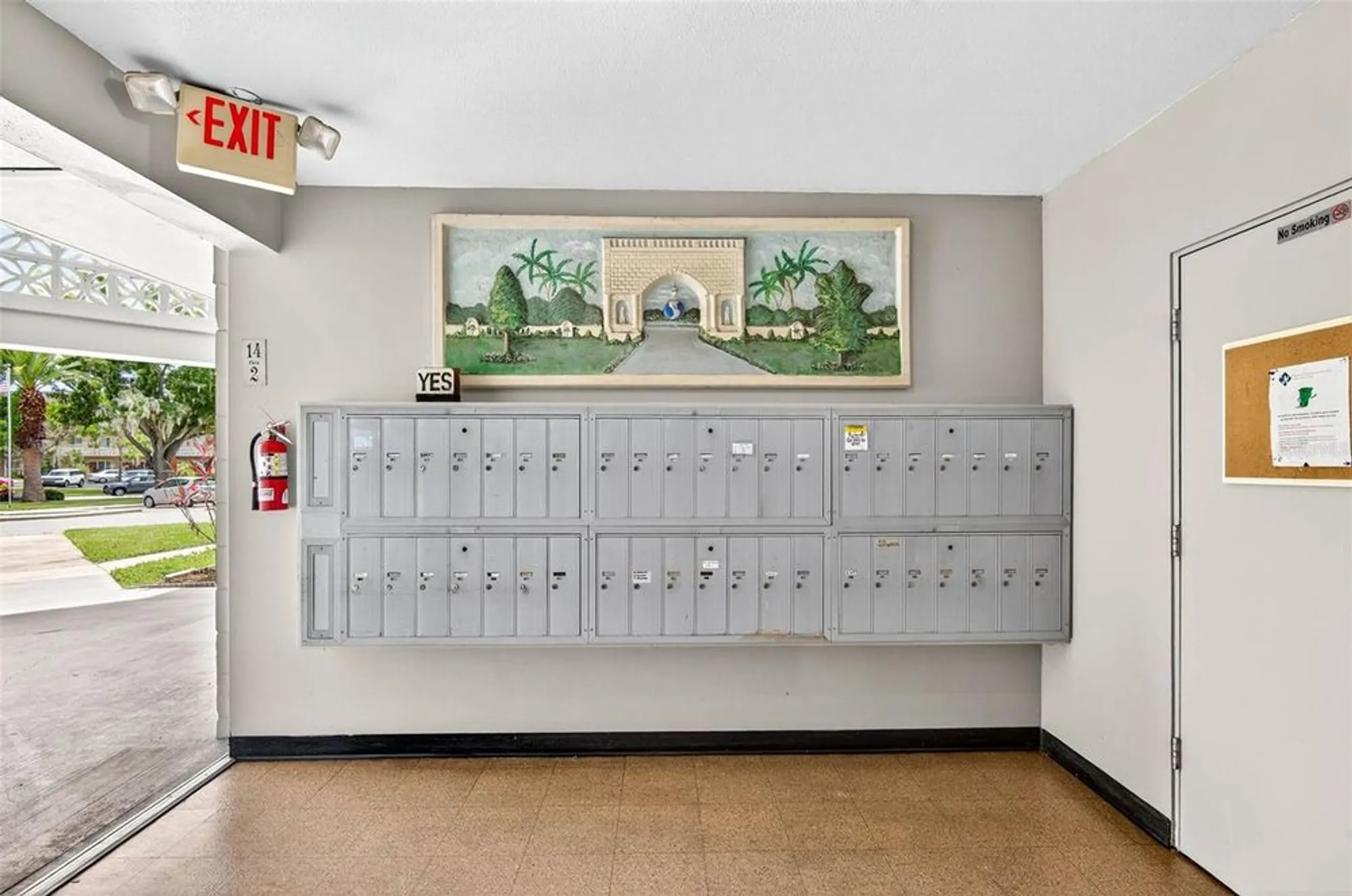 Property Slideshow image 27 of 32 | 2370 jamaican st 84, Clearwater, FL, 33763