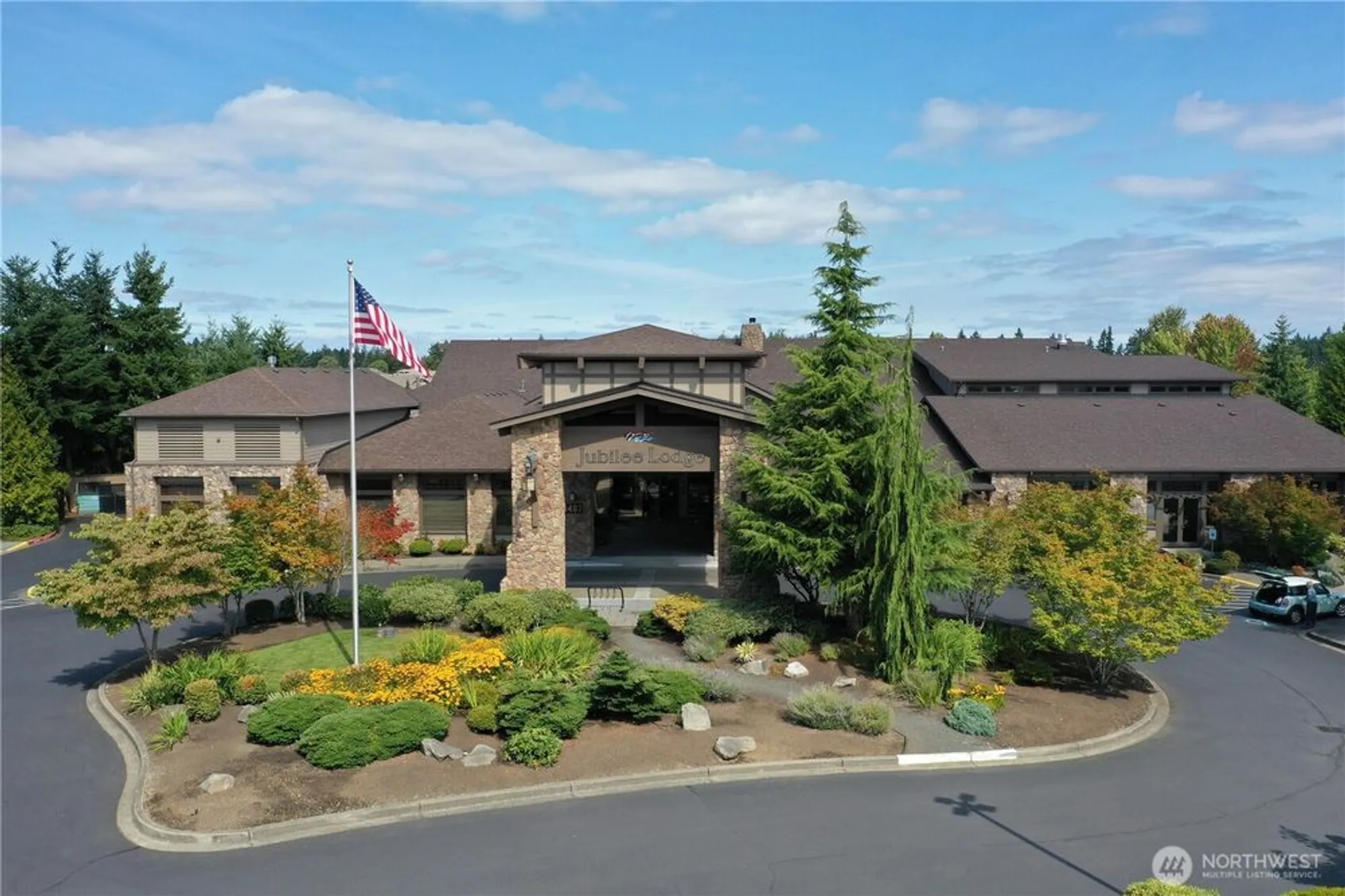 Property Slideshow image 33 of 37 | 8217 bainbridge loop, Lacey, WA, 98516