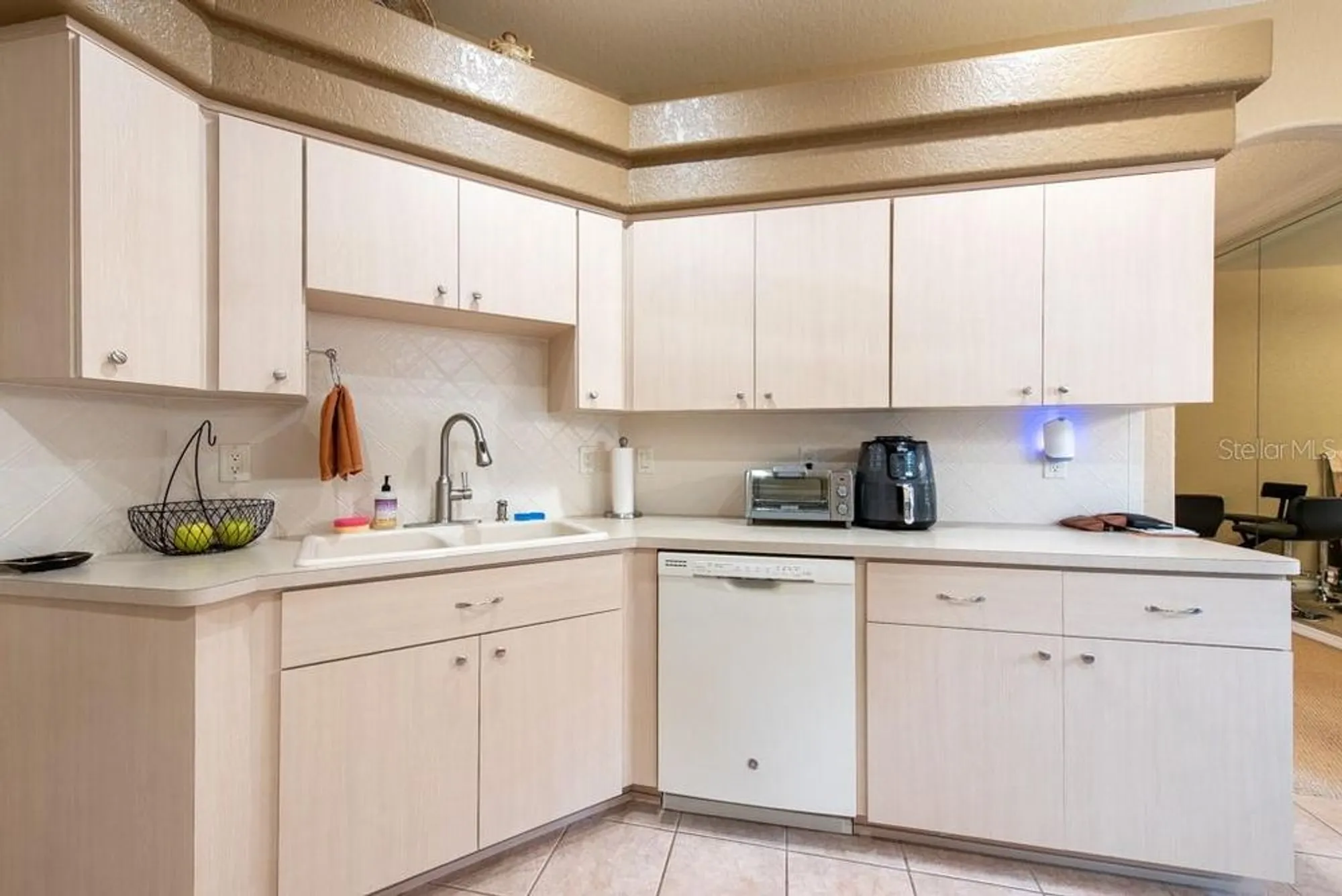 Property Slideshow image 9 of 47 | 5664 legend hills ln, Spring Hill, FL, 34609