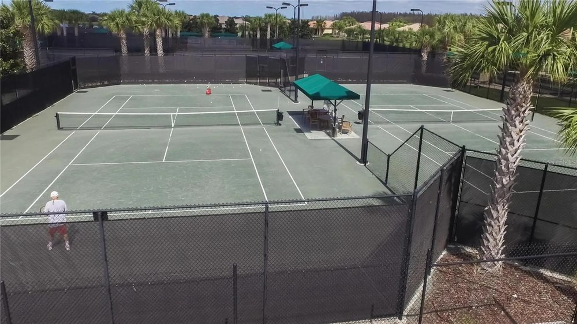 Property Slideshow image 68 of 76 | 16308 garnet glen pl, Wimauma, FL, 33598