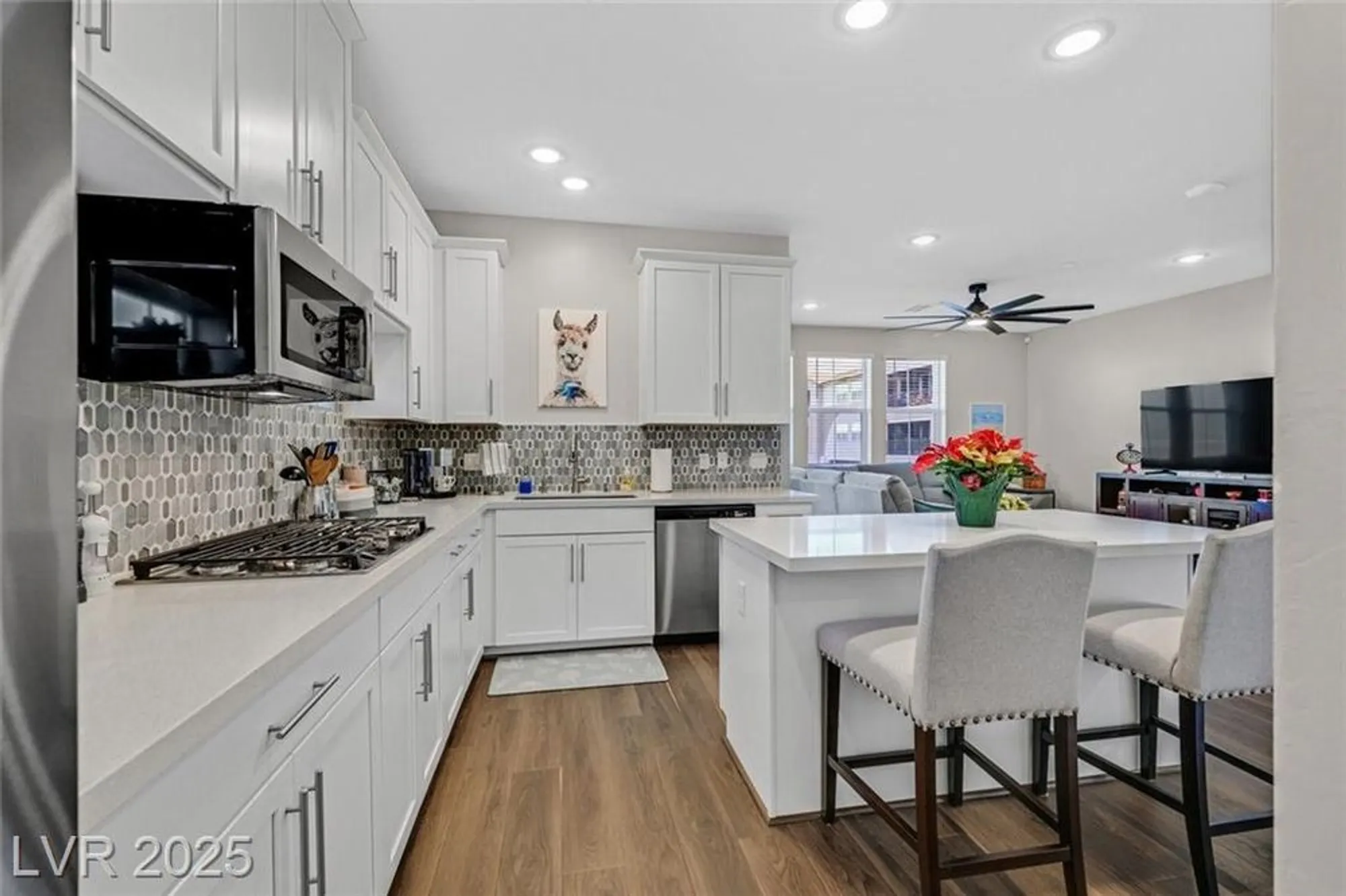 Property Slideshow image 11 of 47 | 2555 hampton rd 10301, Henderson, NV, 89052