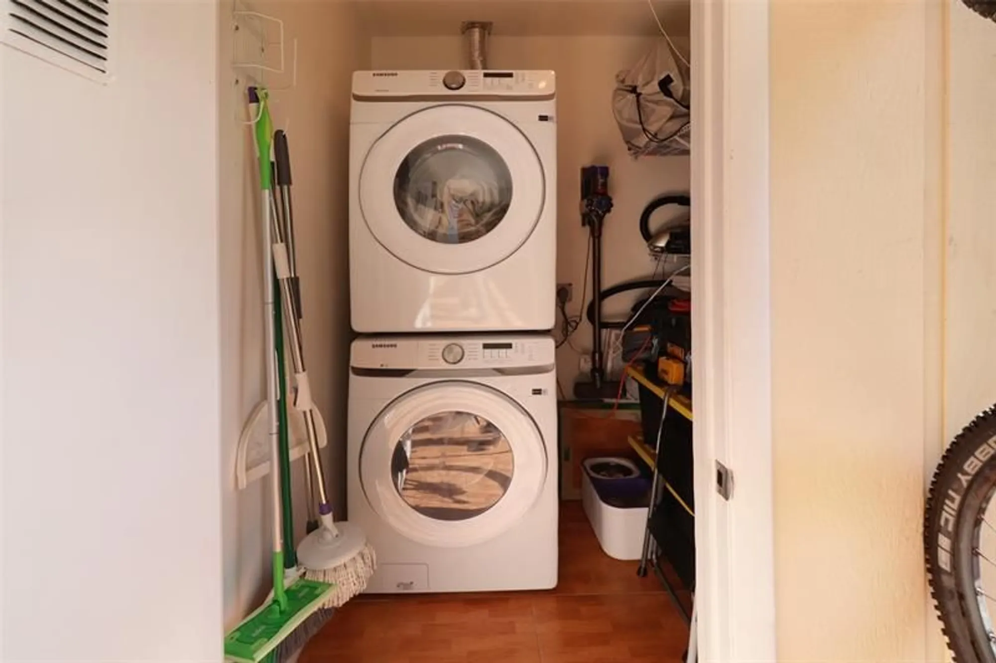 Property Slideshow image 18 of 24 | 610 burgundy m # 610, Delray Beach, FL, 33484