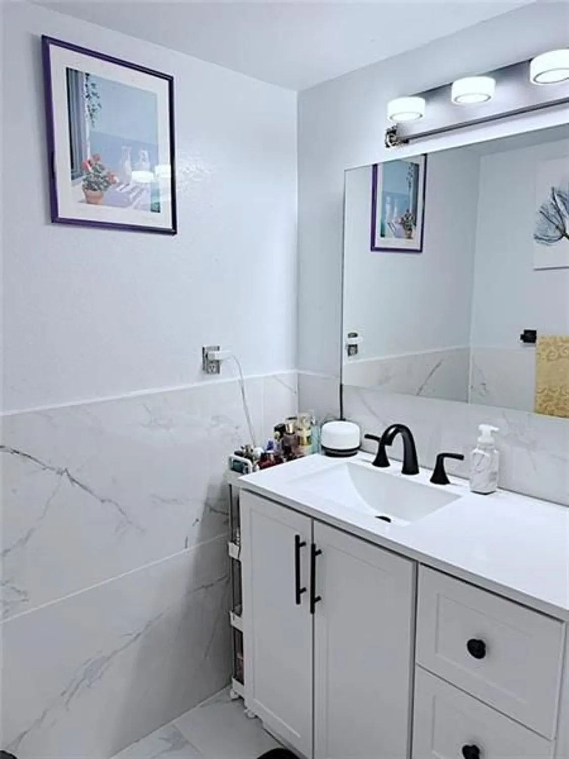 Property Slideshow image 21 of 25 | 325 se 11th ter # 205te, Dania Beach, FL, 33004