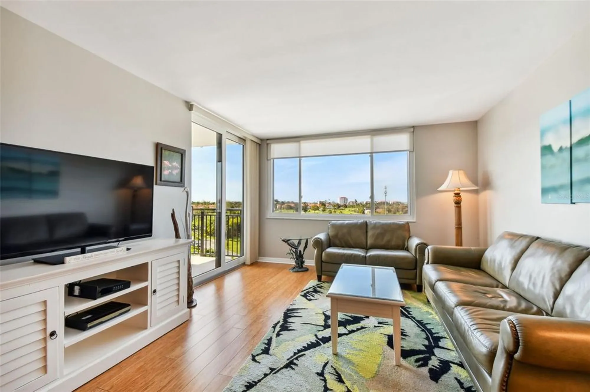 Property Slideshow image 18 of 70 | 6372 palma del mar blvd s apt 605, St Petersburg, FL, 33715