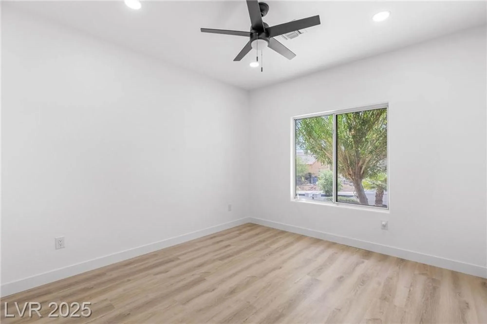 Property Slideshow image 24 of 34 | 10528 cogswell ave, Las Vegas, NV, 89134