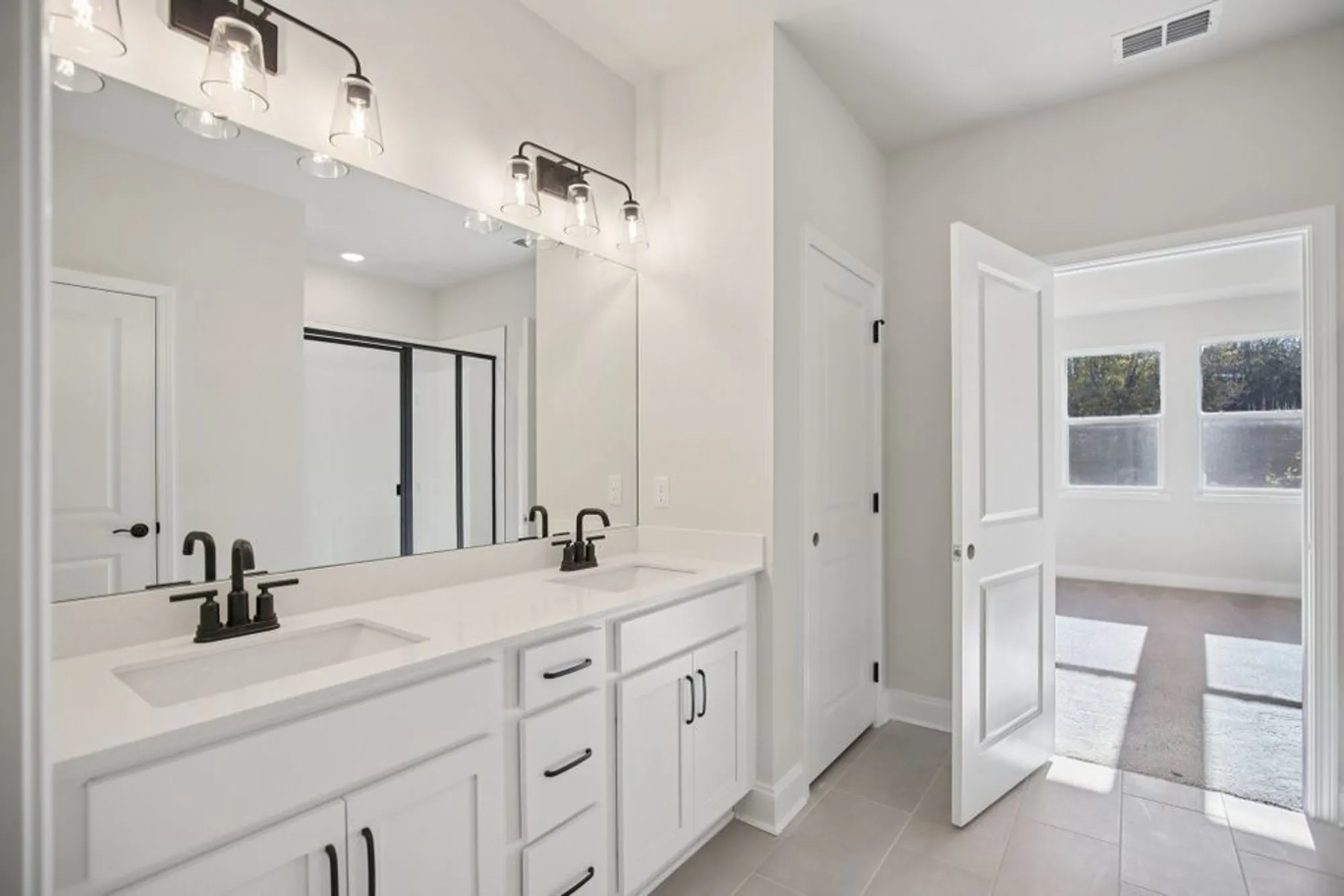 Property Slideshow image 40 of 54 | 328 stonehaus cir, Antioch, TN, 37013