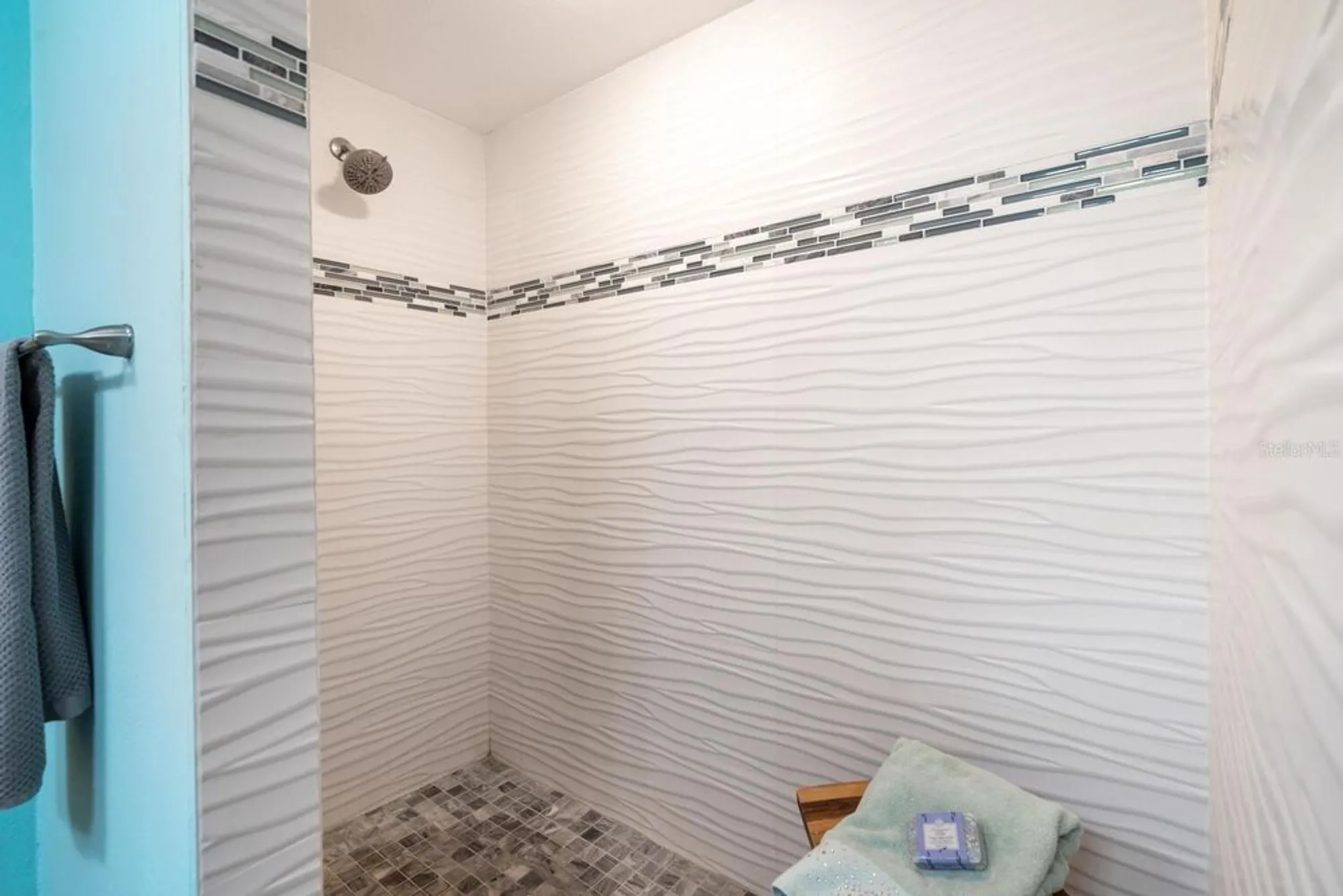 Property Slideshow image 25 of 49 | 4033 wilshire cir 139, Sarasota, FL, 34238