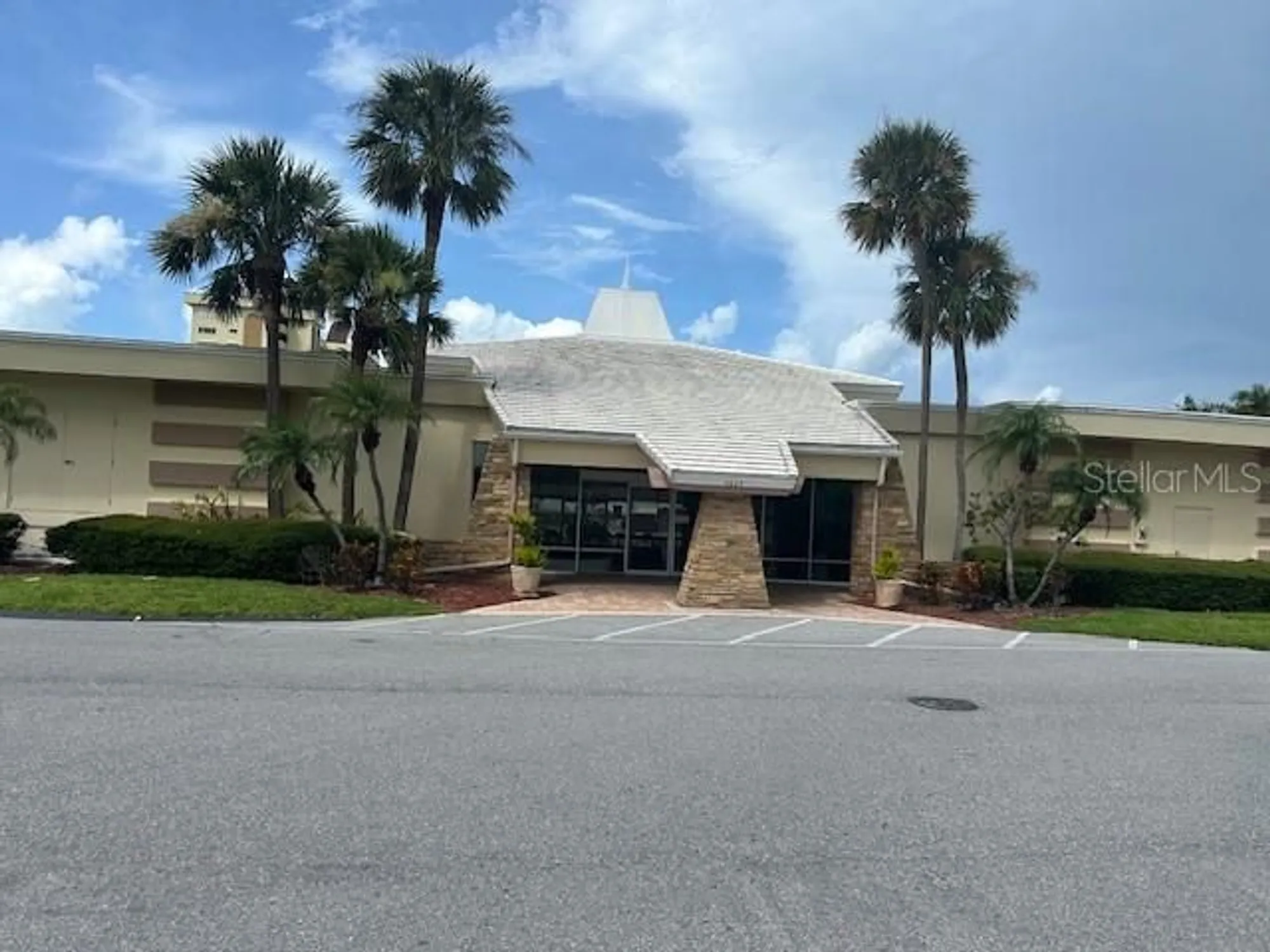 Property Slideshow image 43 of 47 | 4525 cove cir apt 1002, St Petersburg, FL, 33708